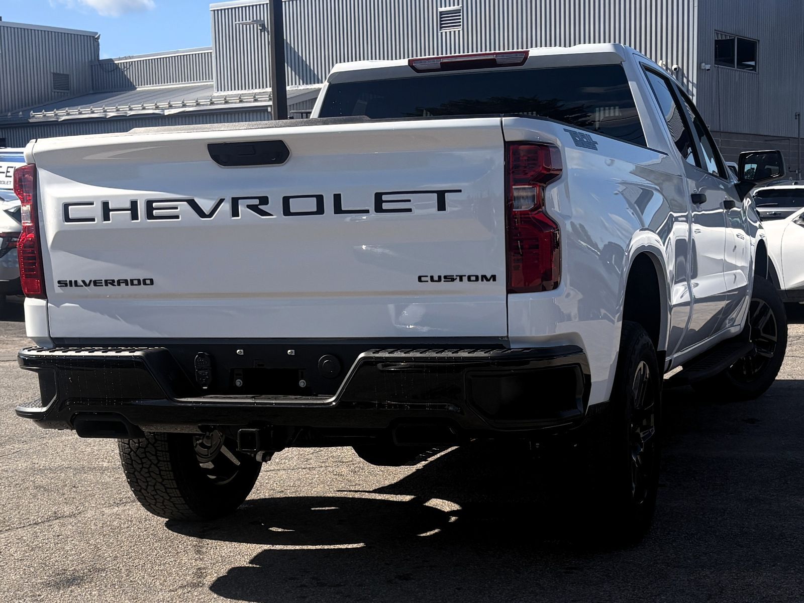 Photo Chevrolet Silverado 1500 Custom Trail Boss 2026 #4