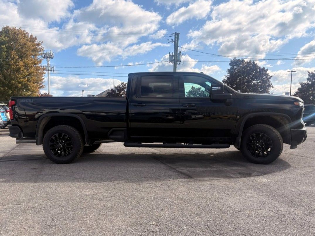 Photo 2026 Chevrolet Silverado 2500 HD LTZ #3