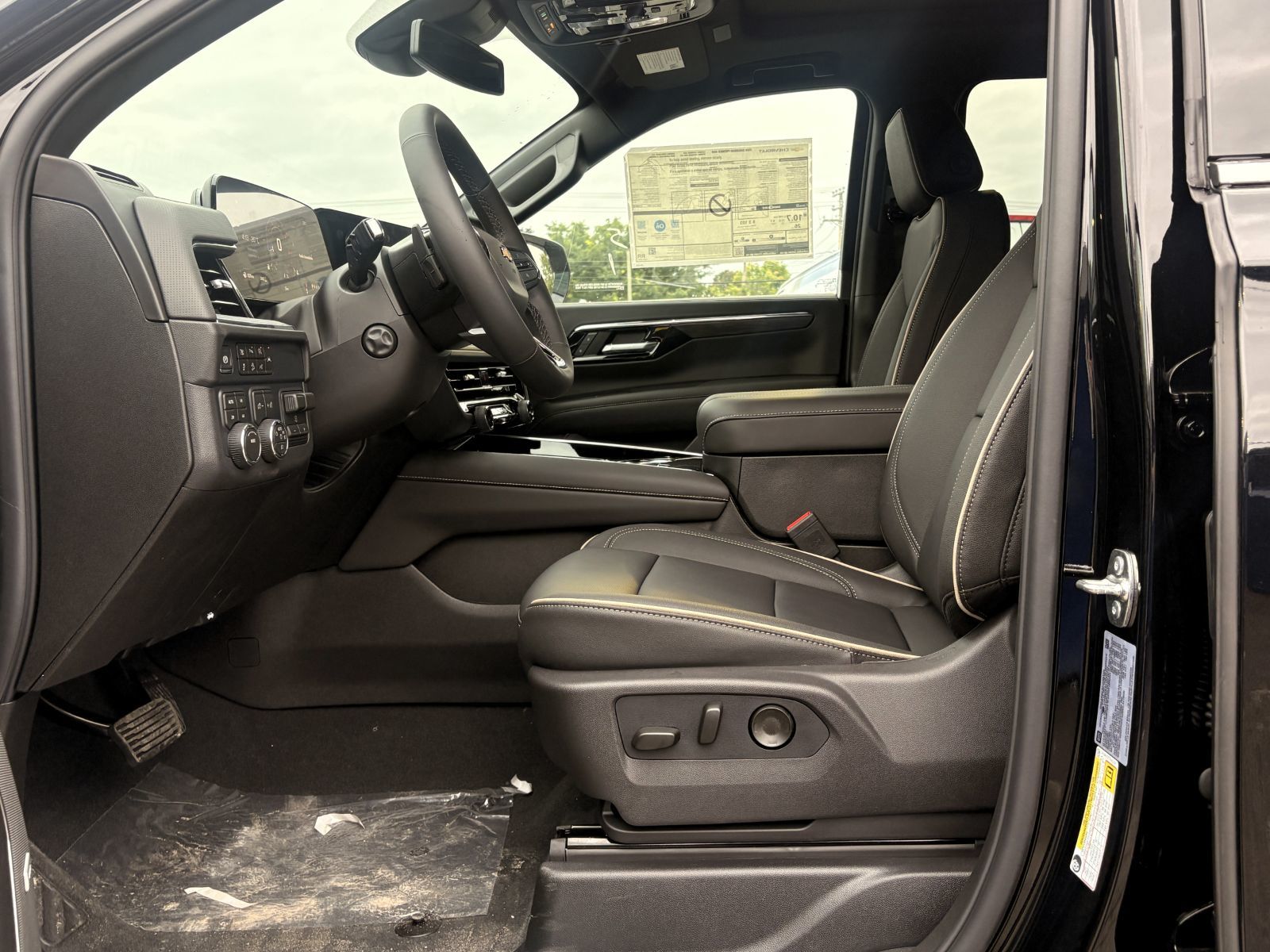 Photo Chevrolet Suburban Premier 2026 #8