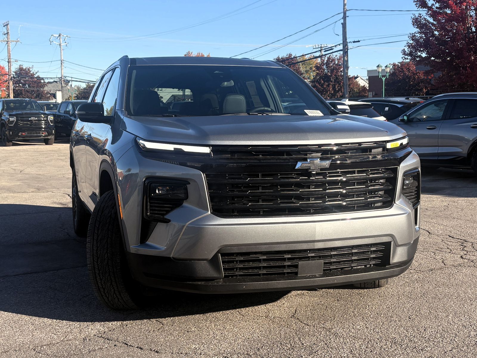 Photo 2027 Chevrolet Traverse LT #2