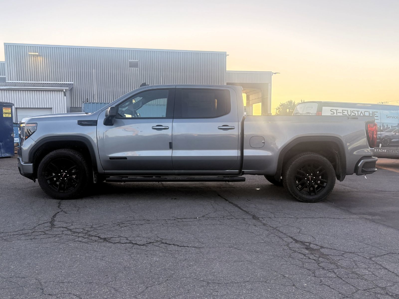 Photo GMC Sierra 1500 ELEVATION 2026 #6
