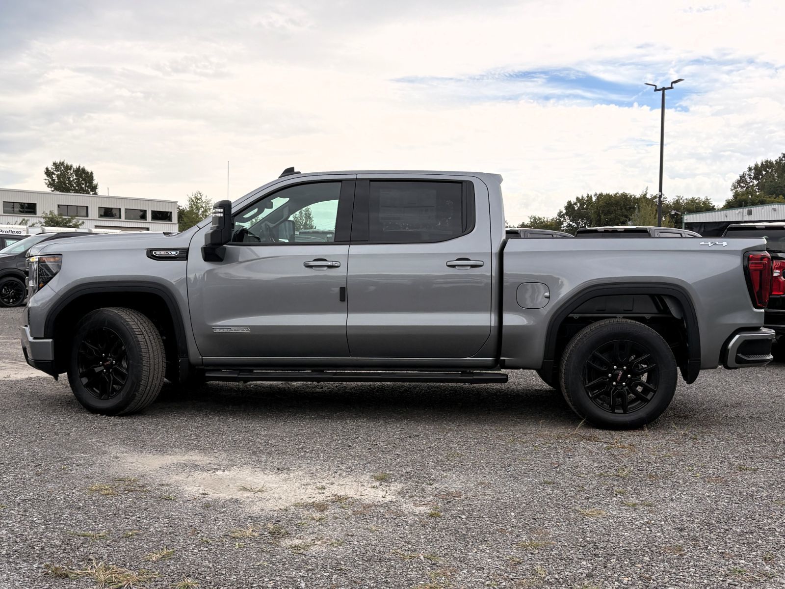 Photo GMC Sierra 1500 ELEVATION 2026 #6