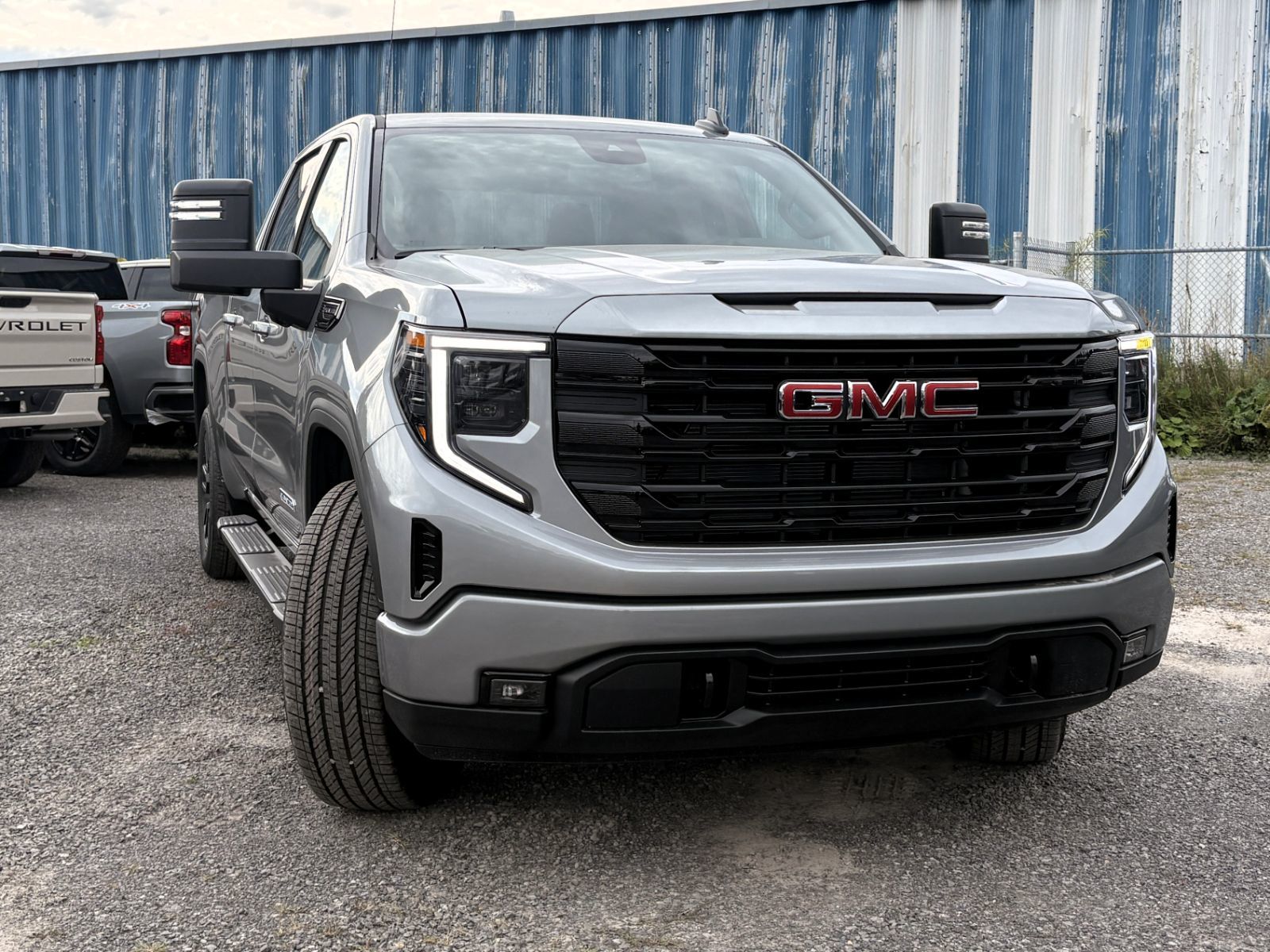 Photo GMC Sierra 1500 ELEVATION 2026 #2
