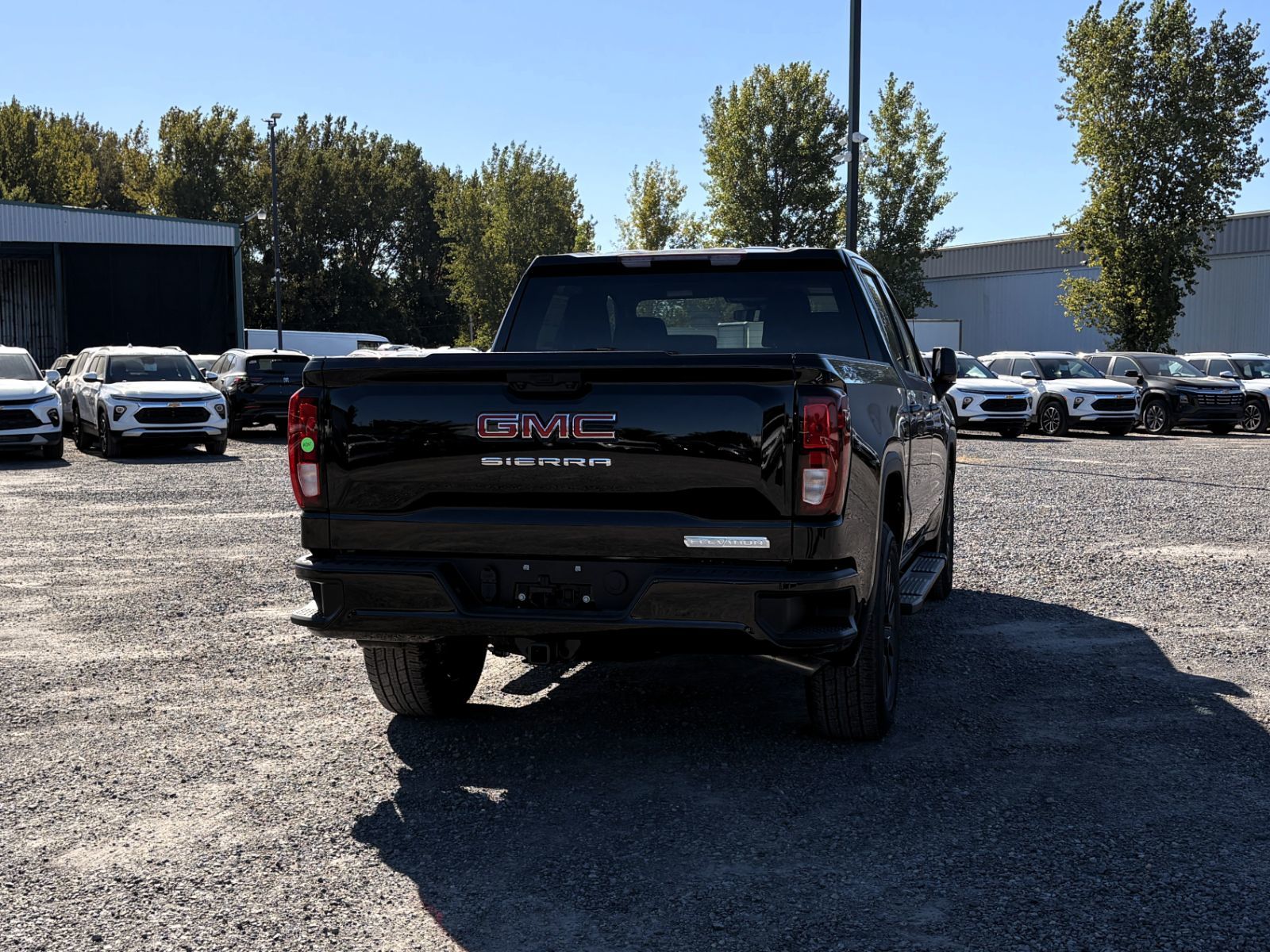 Photo GMC Sierra 1500 ELEVATION 2026 #4
