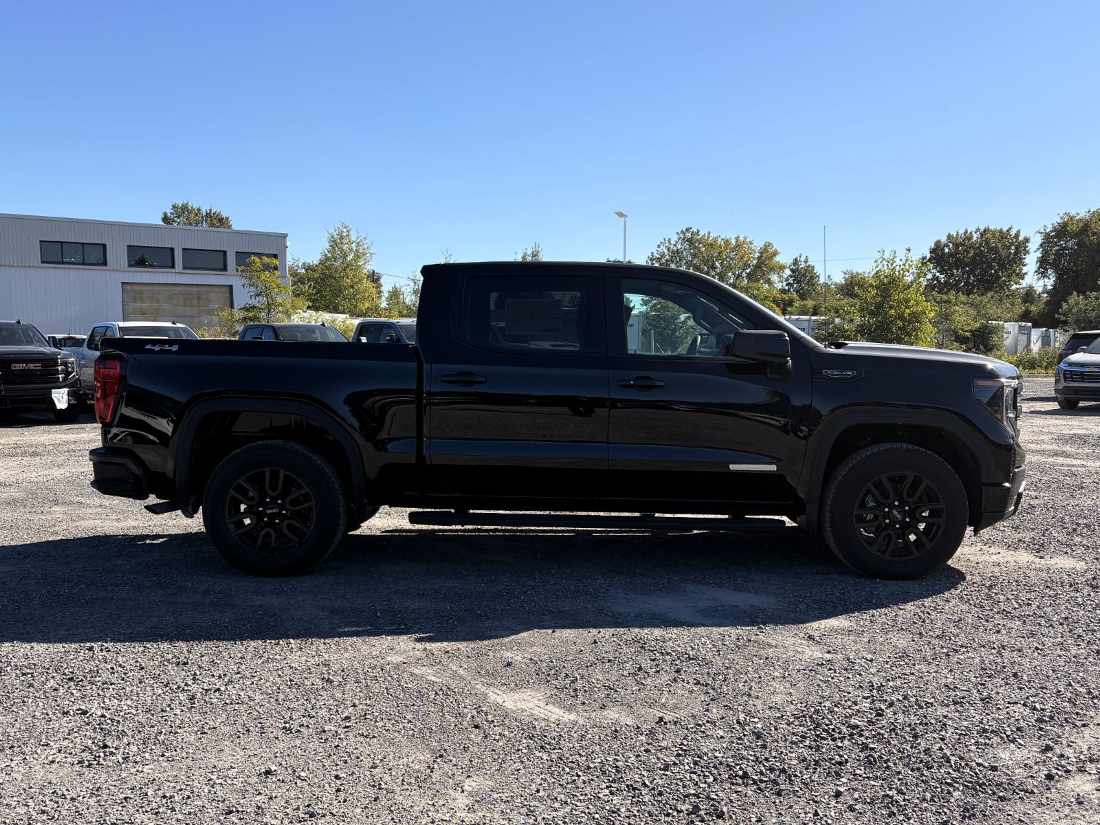 Photo GMC Sierra 1500 ELEVATION 2026 #3