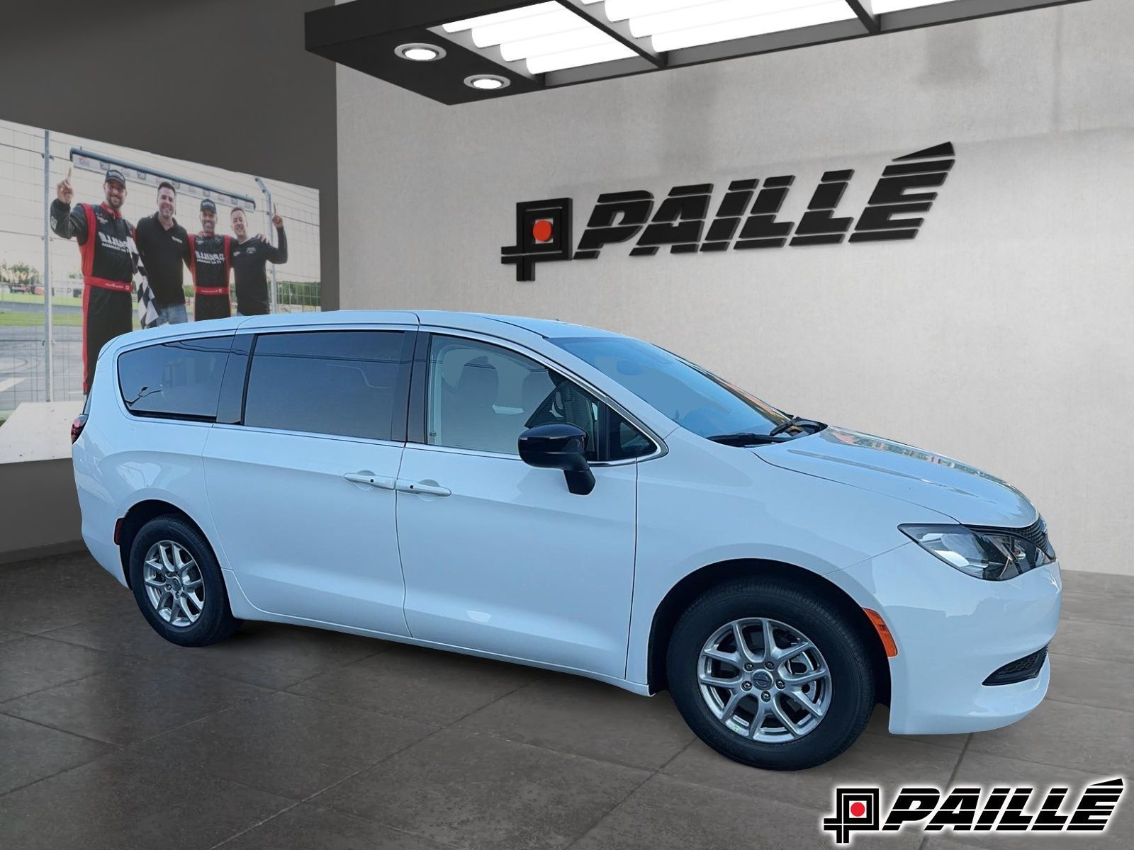 Chrysler Grand Caravan  2024 à Nicolet, Québec
