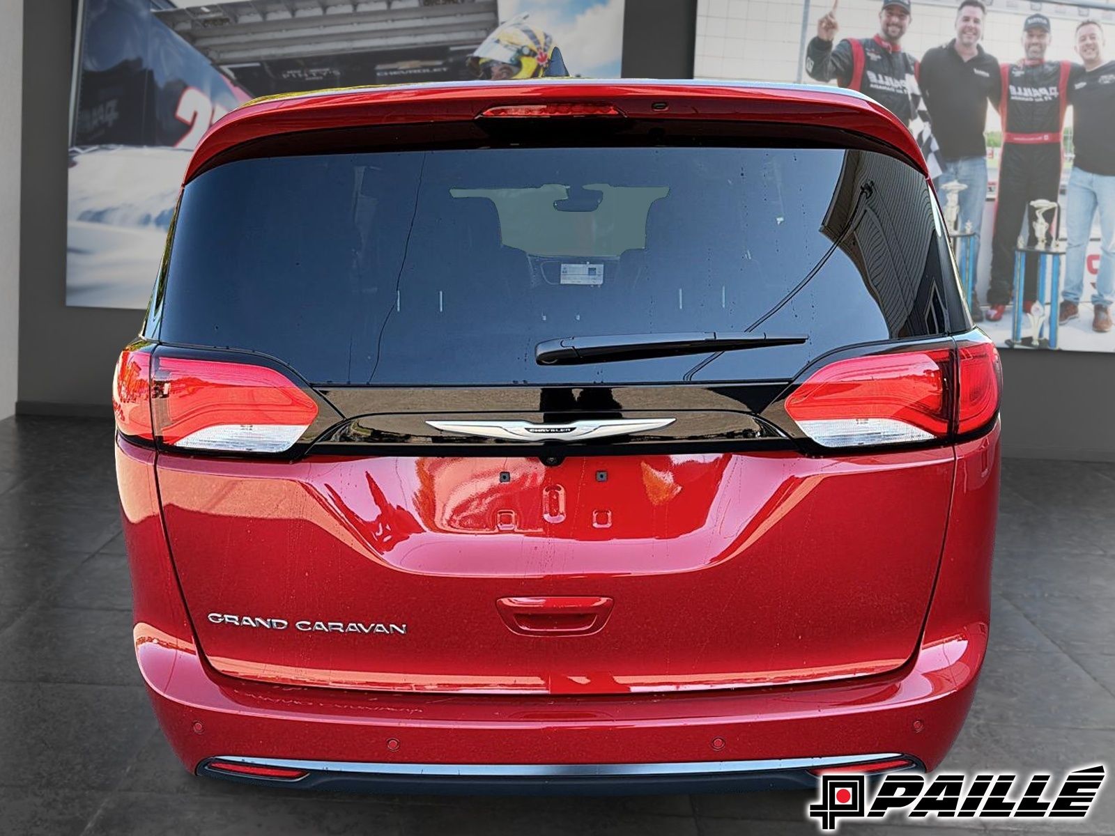 2027 Chrysler Grand Caravan in Nicolet, Quebec