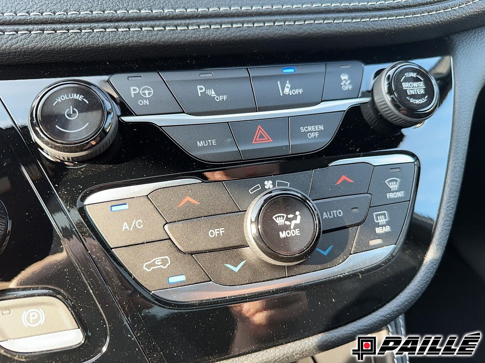 2024 Chrysler Pacifica Hybrid in Sorel-Tracy, Quebec