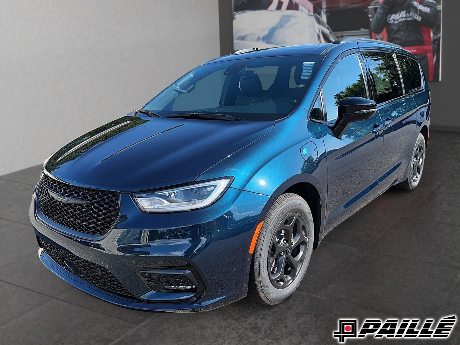 2024 Chrysler Pacifica Hybrid in Sorel-Tracy, Quebec