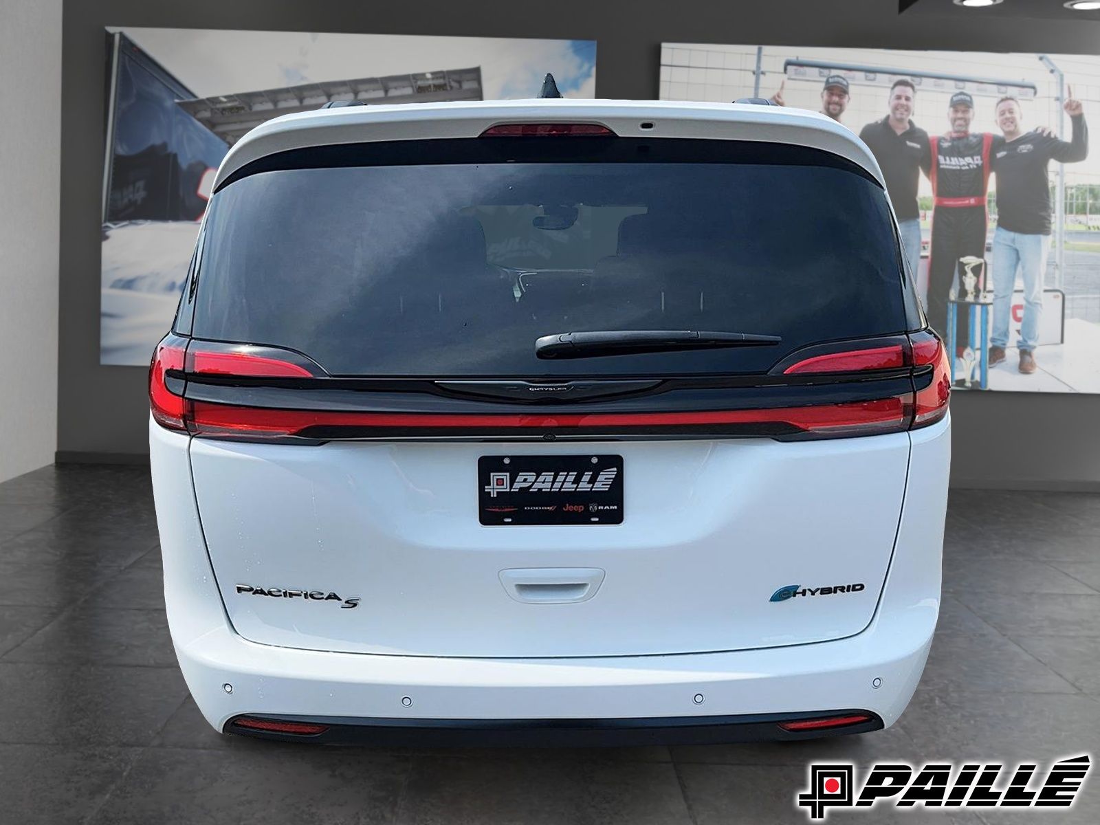 Chrysler Pacifica Hybrid  2024 à Sorel-Tracy, Québec