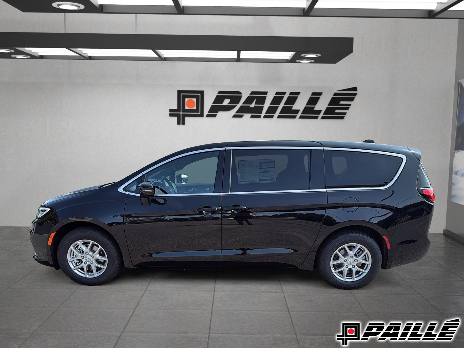 2026 Chrysler Pacifica in Nicolet, Quebec