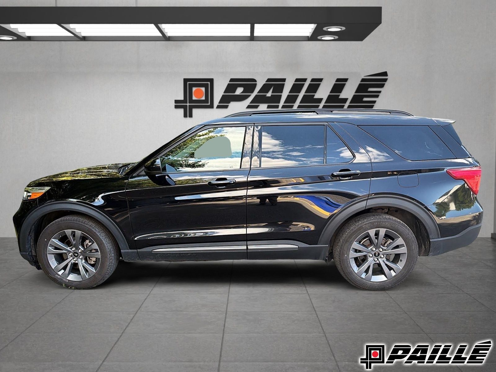 2022 Ford Explorer in Nicolet, Quebec