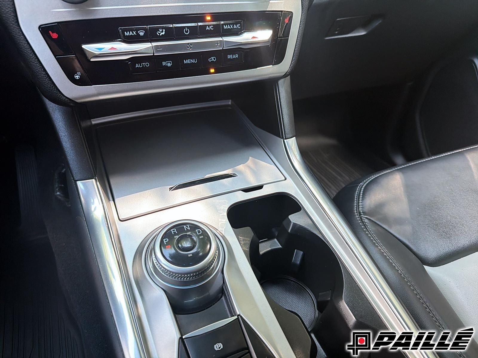 2022 Ford Explorer in Nicolet, Quebec
