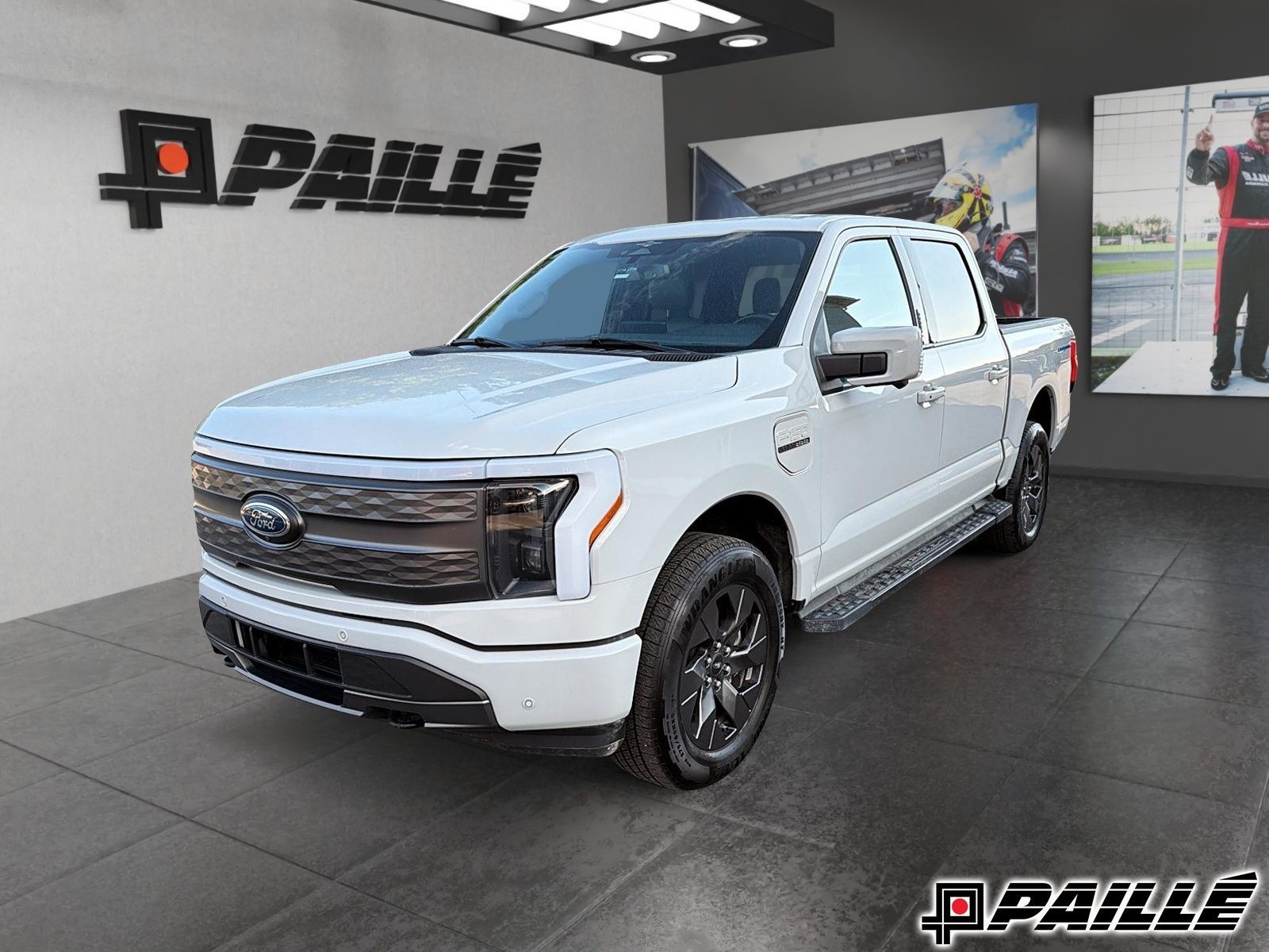 2023 Ford F-150 Lightning in Nicolet, Quebec