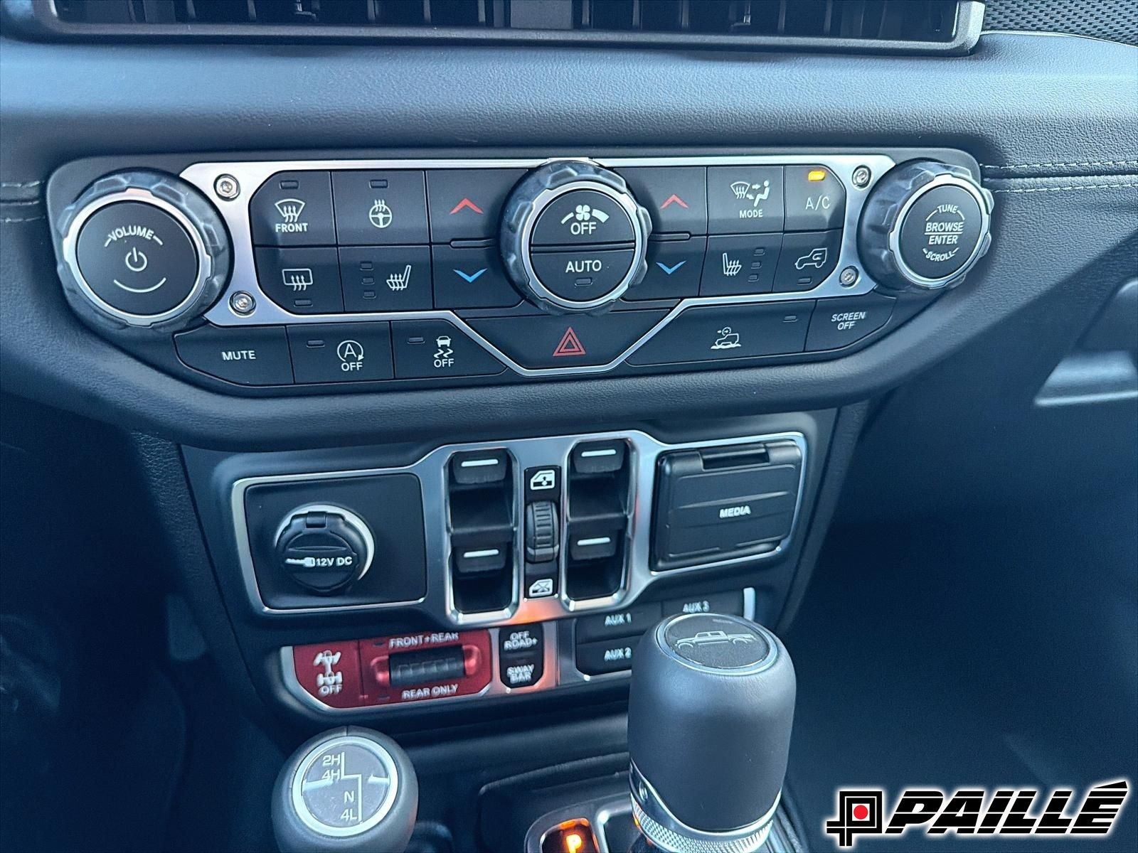2026 Jeep Gladiator in Nicolet, Quebec