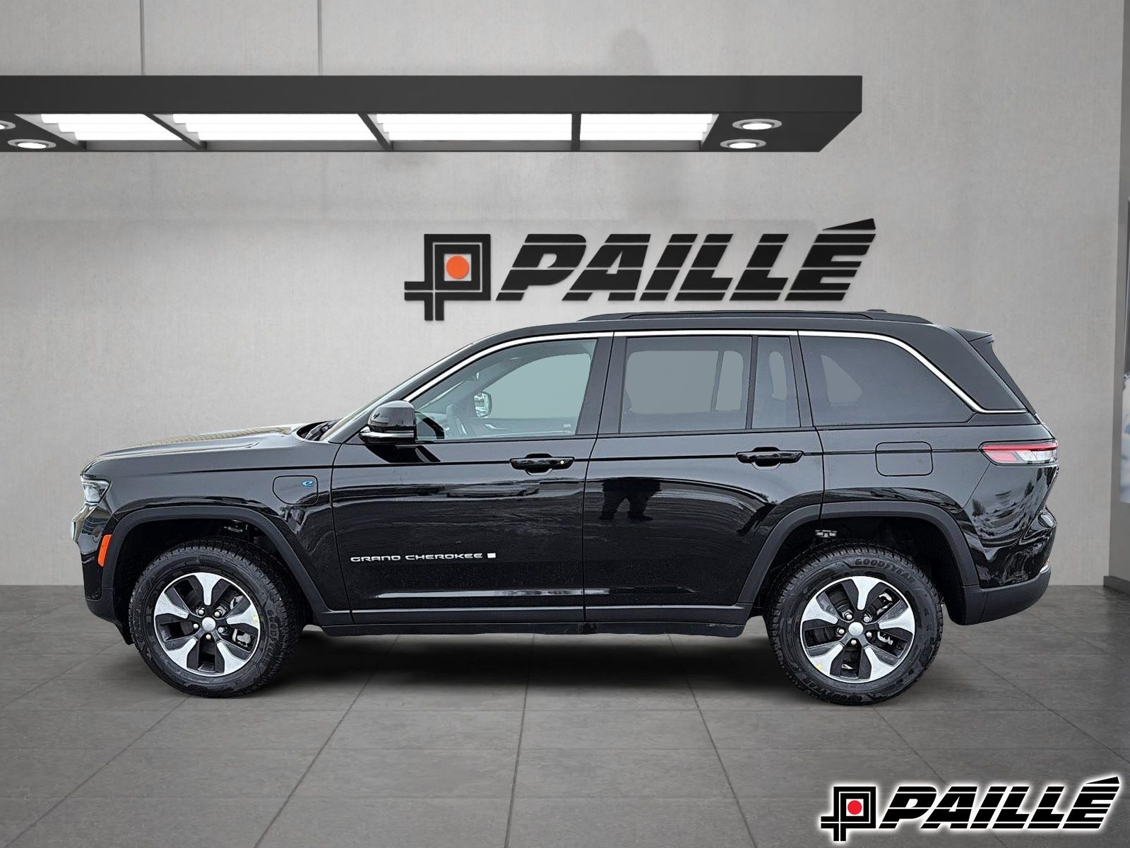 2025 Jeep Grand Cherokee 4xe in Nicolet, Quebec