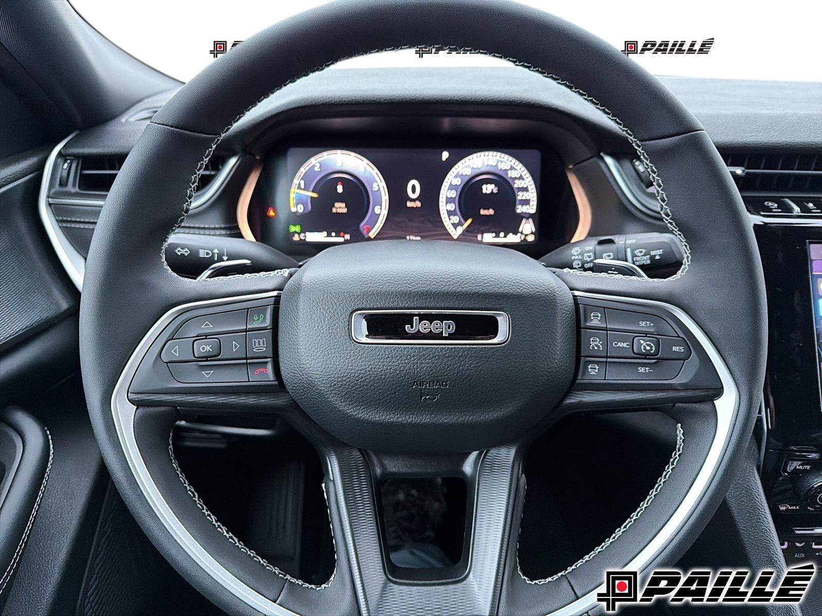 Jeep Grand Cherokee L  2025 à Nicolet, Québec