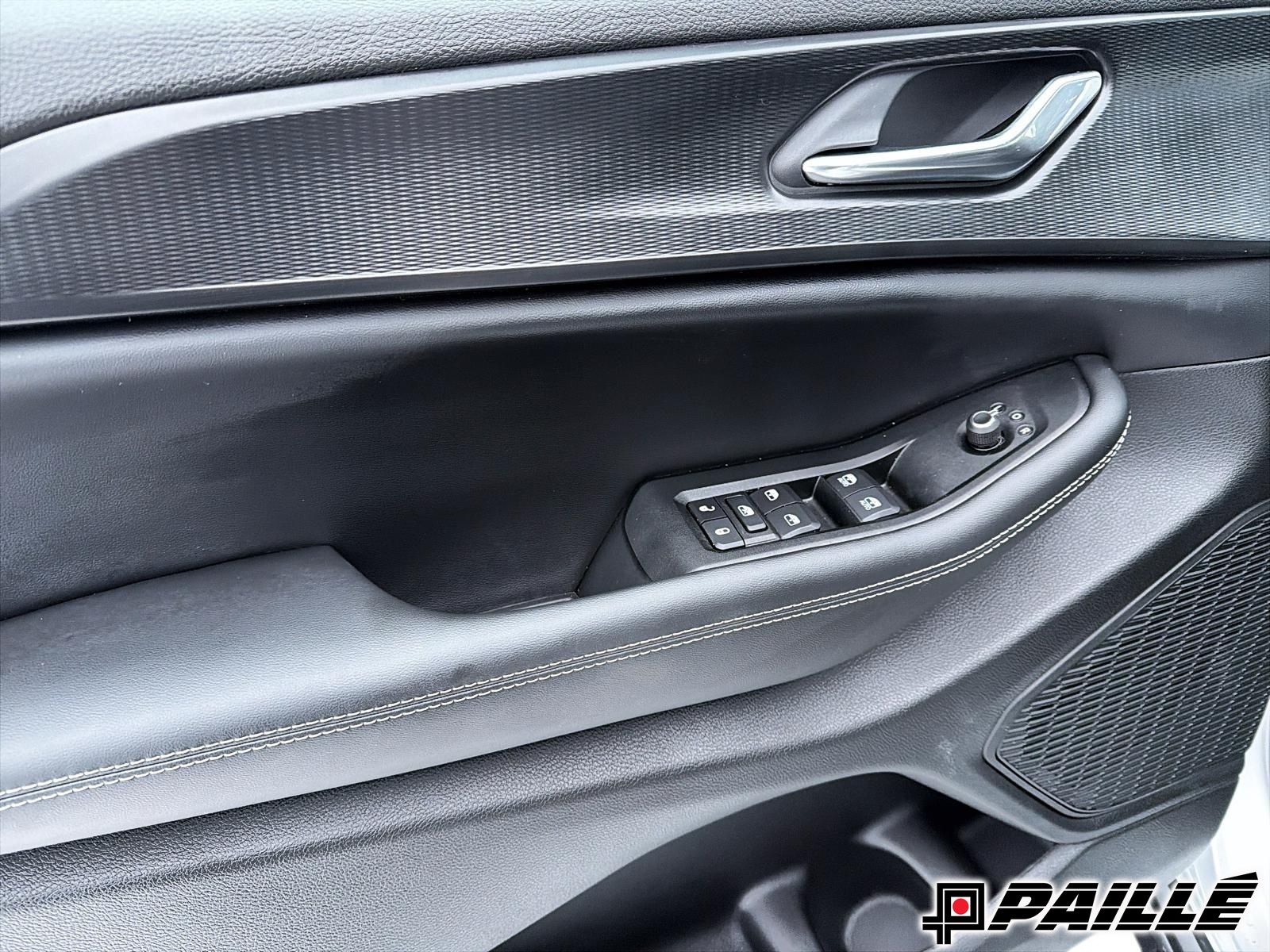 Jeep Grand Cherokee L  2025 à Nicolet, Québec