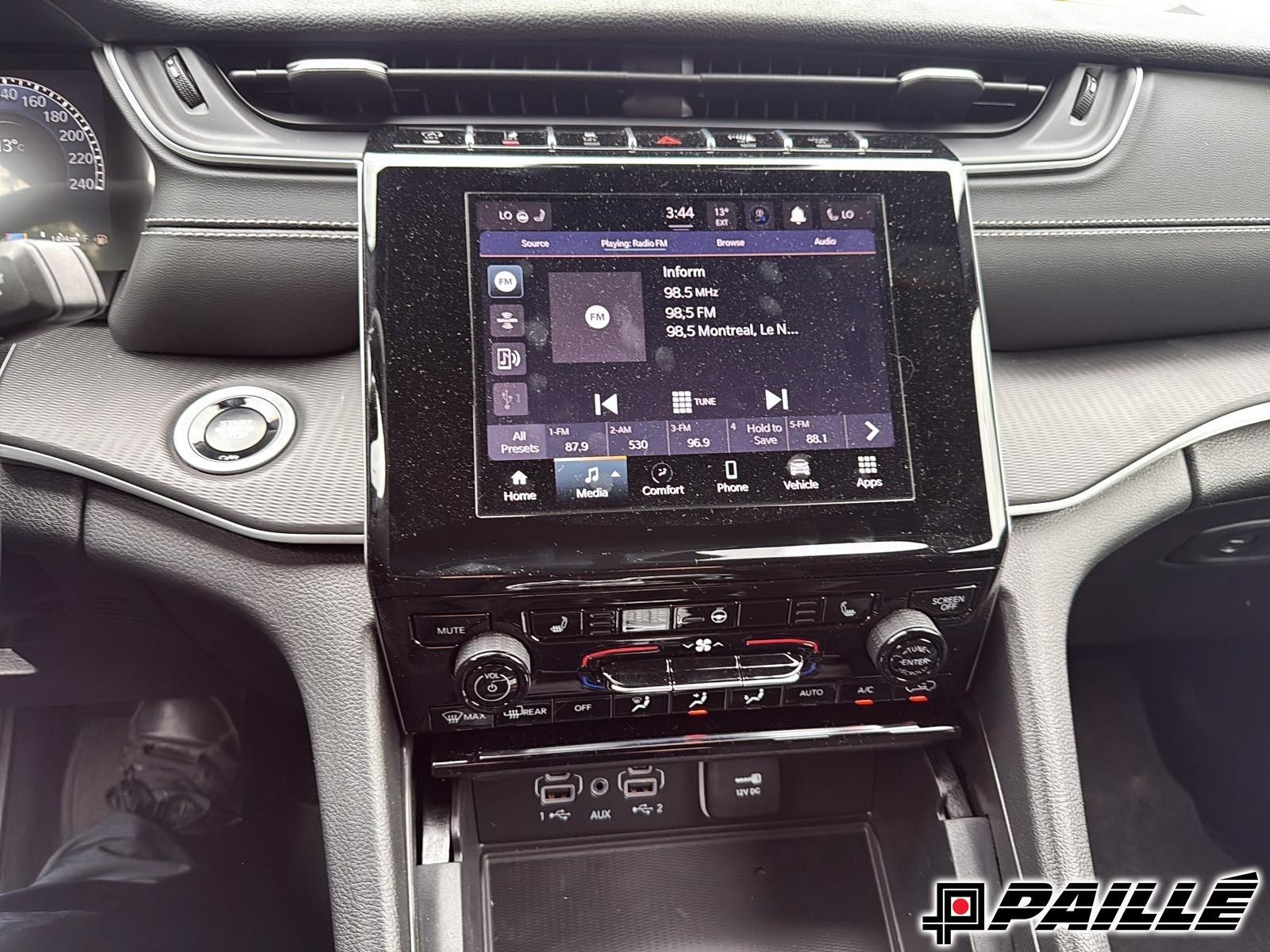 2024 Jeep Grand Cherokee in Nicolet, Quebec