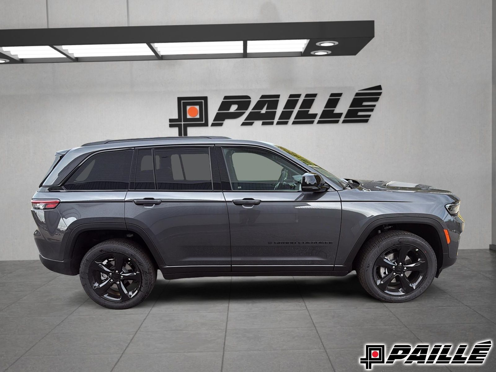 Jeep GRAND CHEROKEE  2025 à Nicolet, Québec