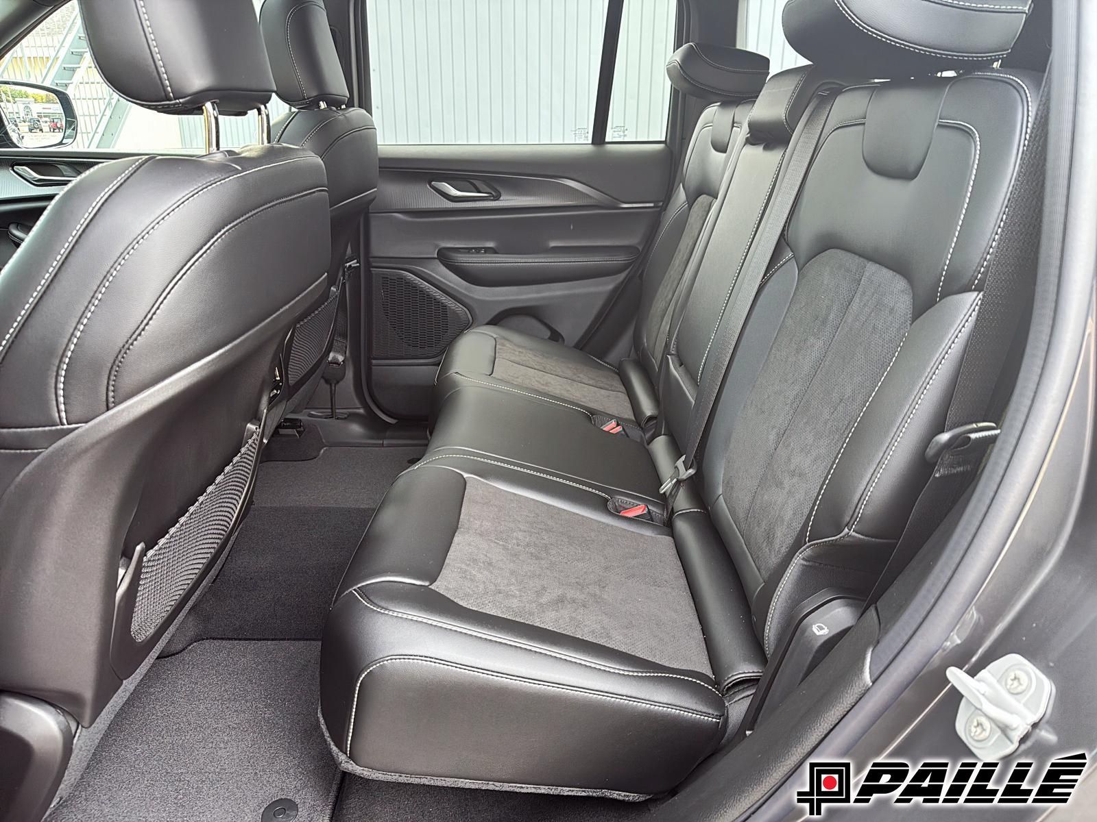 Jeep GRAND CHEROKEE  2025 à Nicolet, Québec