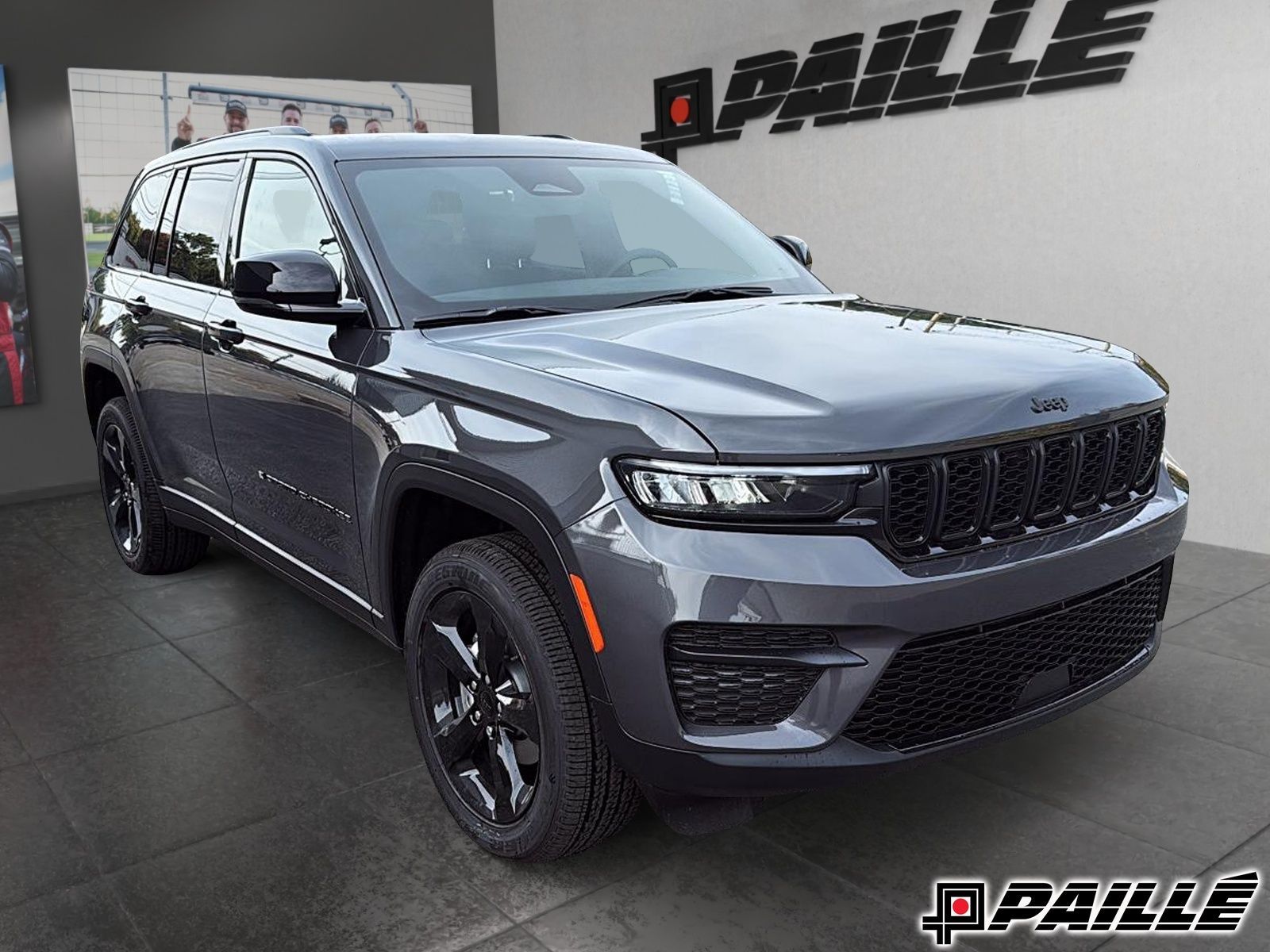 Jeep GRAND CHEROKEE  2025 à Nicolet, Québec