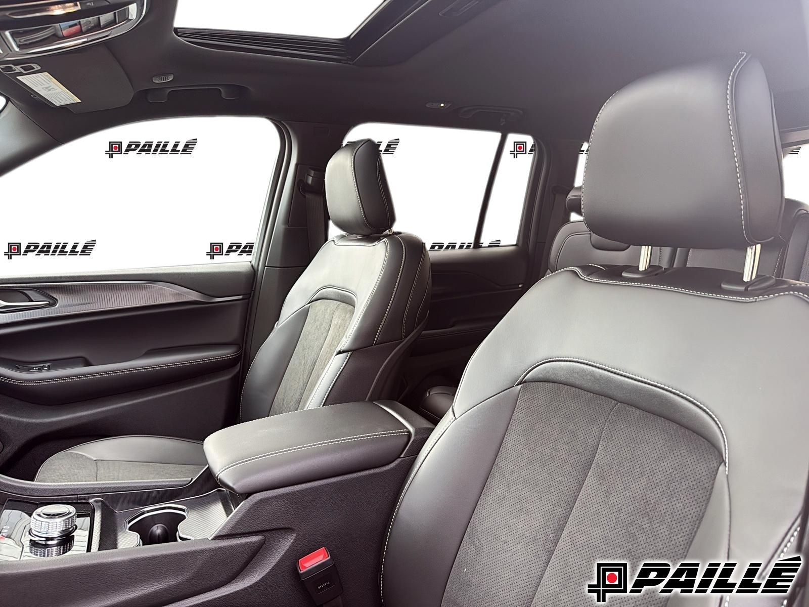 Jeep GRAND CHEROKEE  2025 à Nicolet, Québec