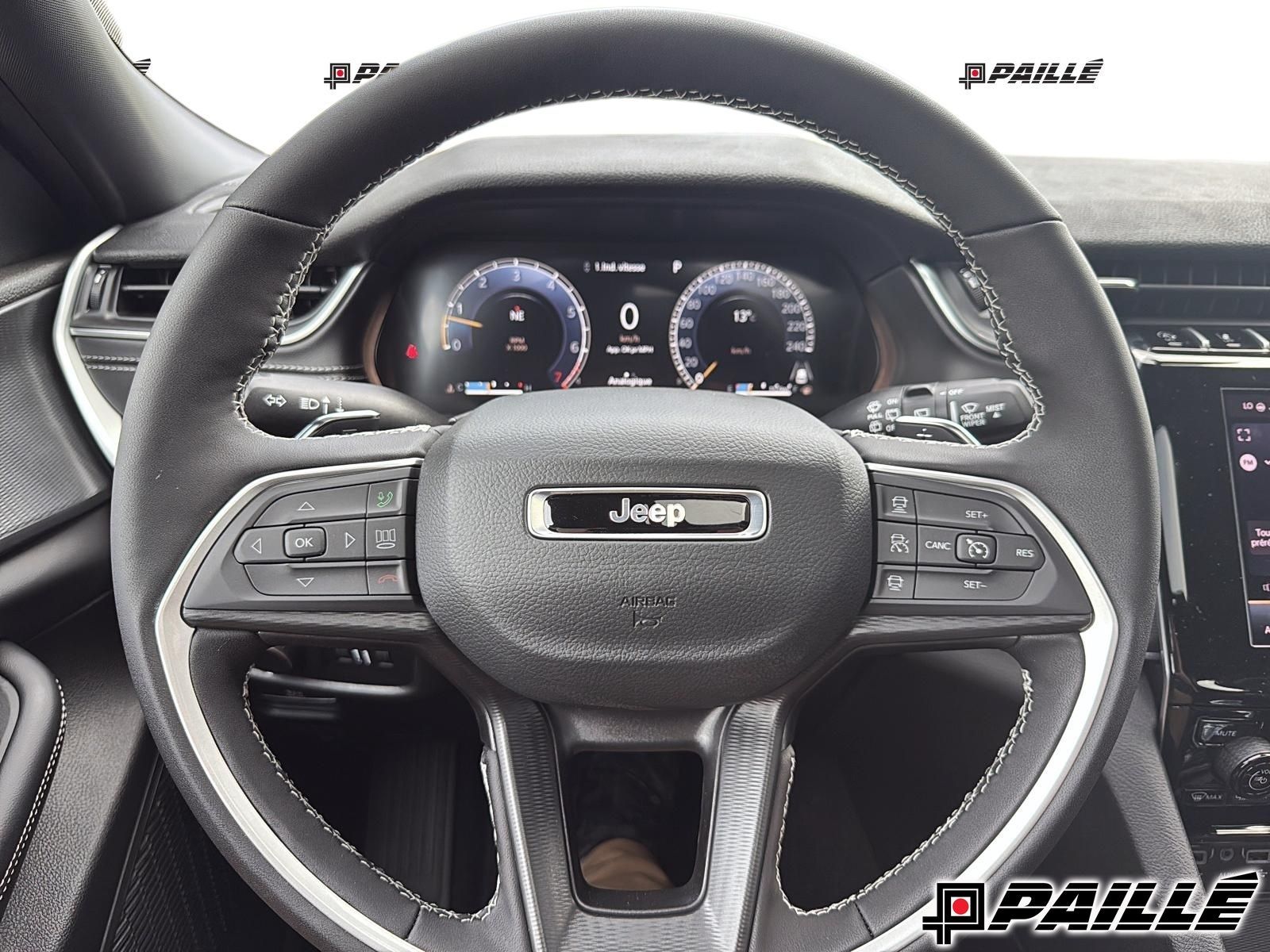 Jeep GRAND CHEROKEE  2025 à Nicolet, Québec