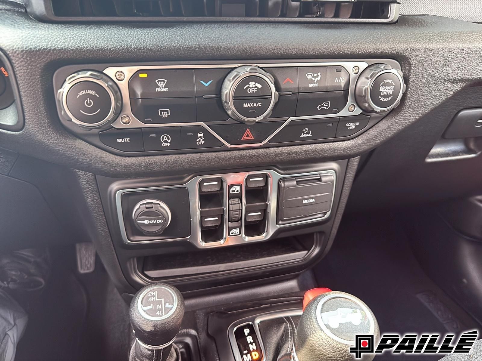 Jeep WRANGLER 4-Door  2024 à Nicolet, Québec