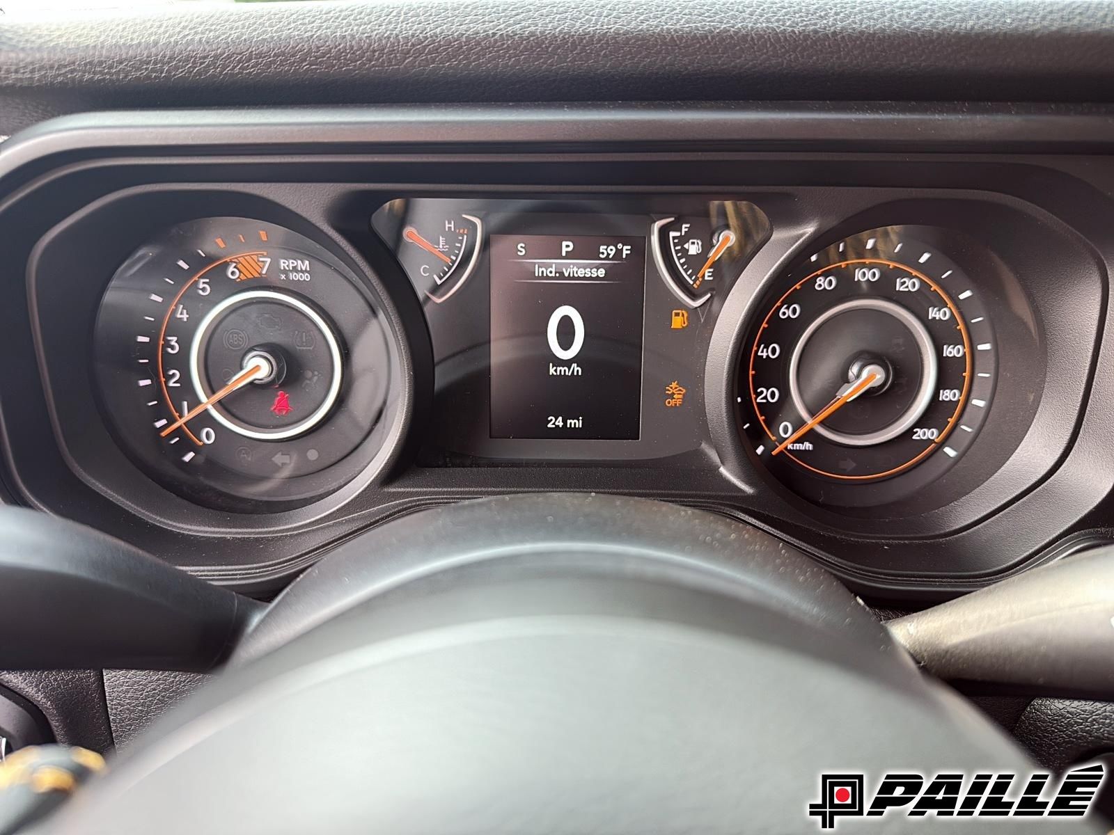 Jeep WRANGLER 4-Door  2024 à Nicolet, Québec