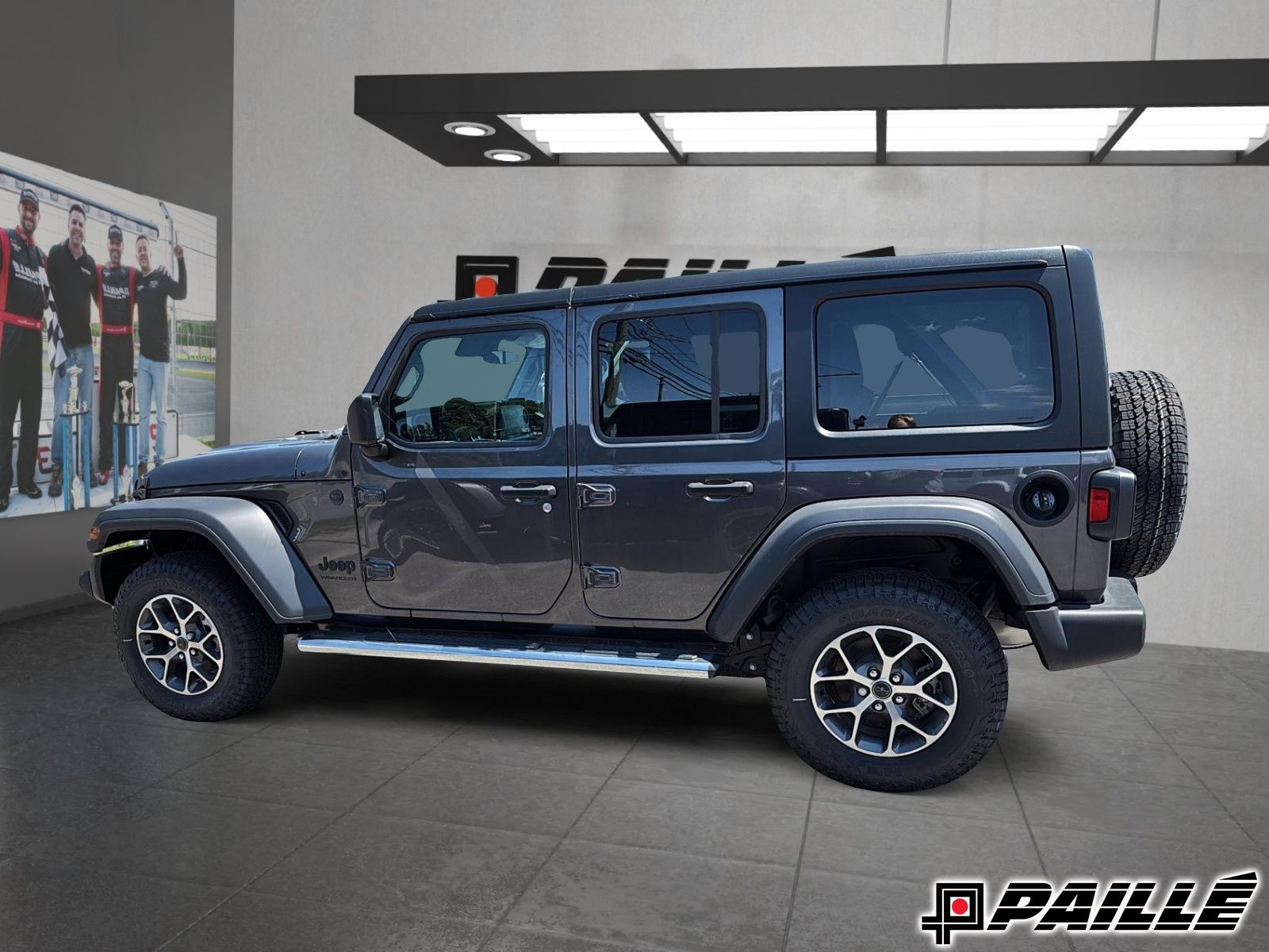 Jeep WRANGLER 4-Door  2024 à Nicolet, Québec