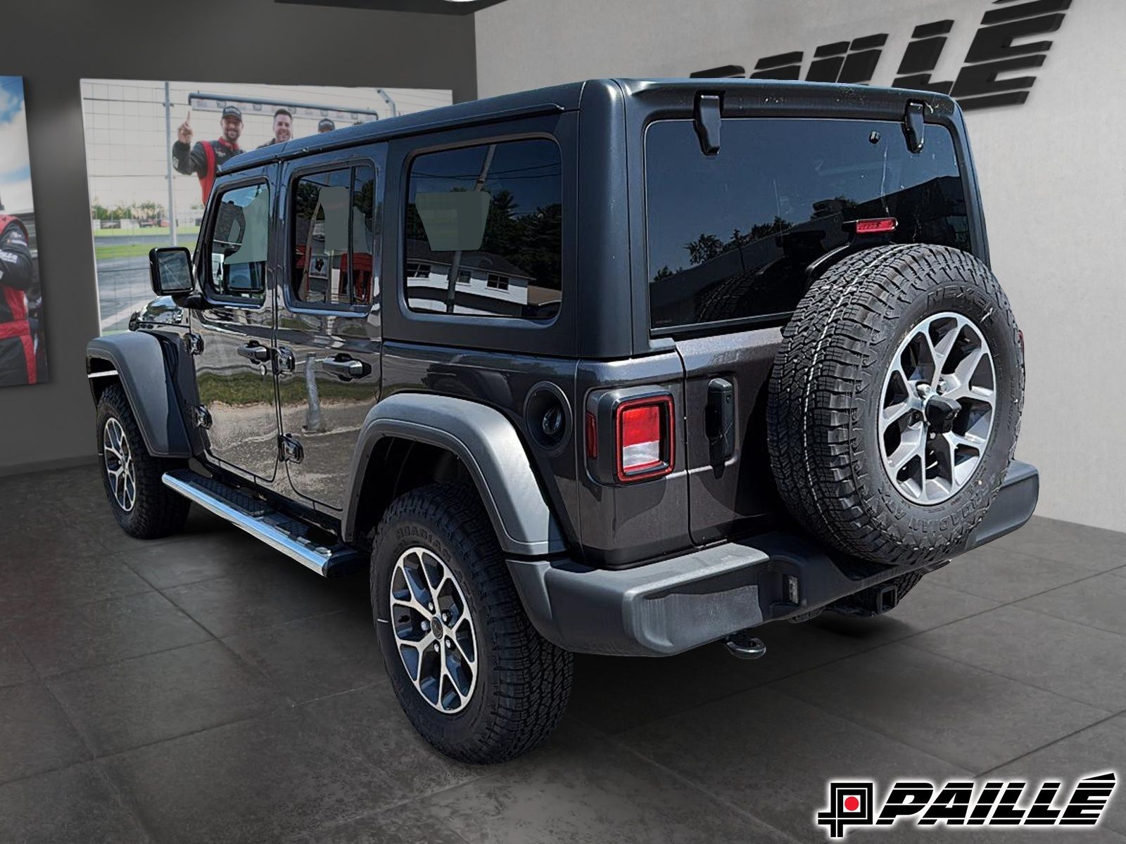 Jeep WRANGLER 4-Door  2024 à Nicolet, Québec