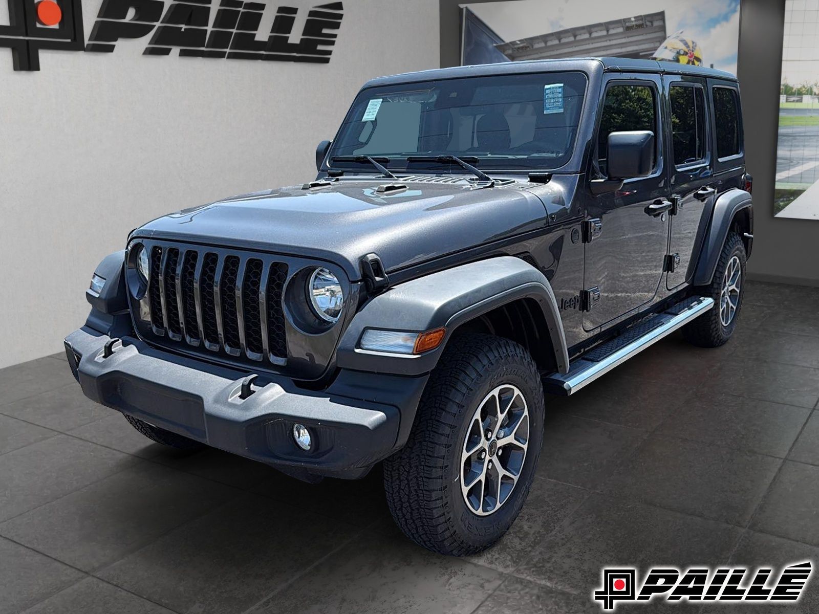 Jeep WRANGLER 4-Door  2024 à Nicolet, Québec