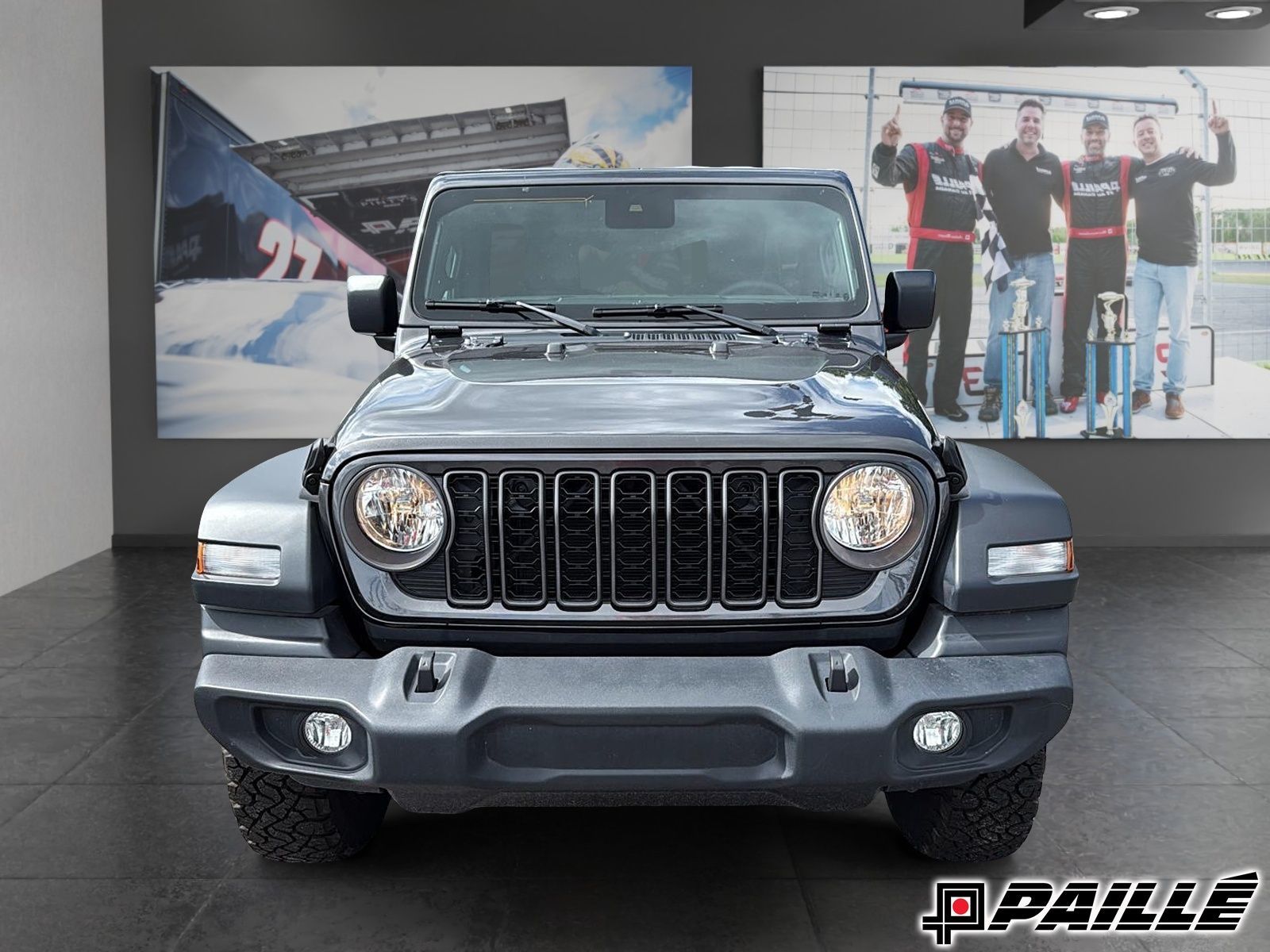 Jeep WRANGLER 4-Door  2024 à Nicolet, Québec