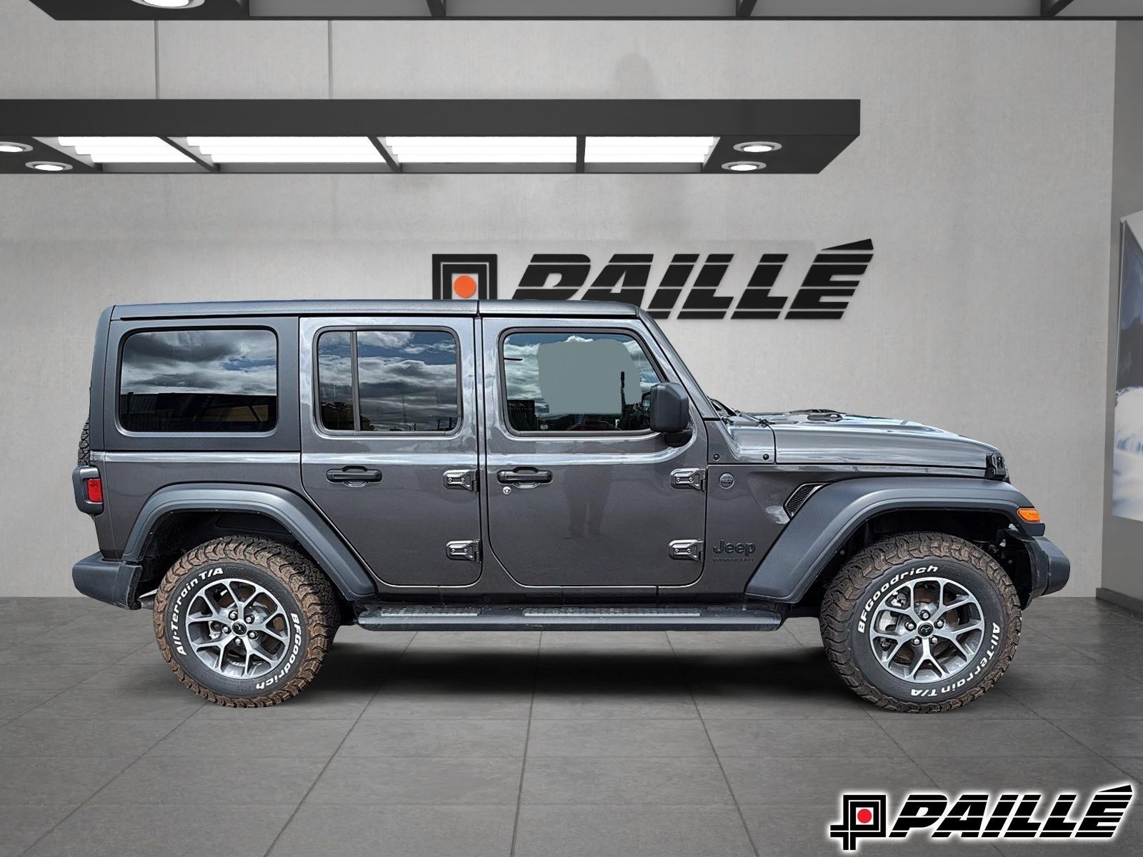 Jeep WRANGLER 4-Door  2024 à Nicolet, Québec