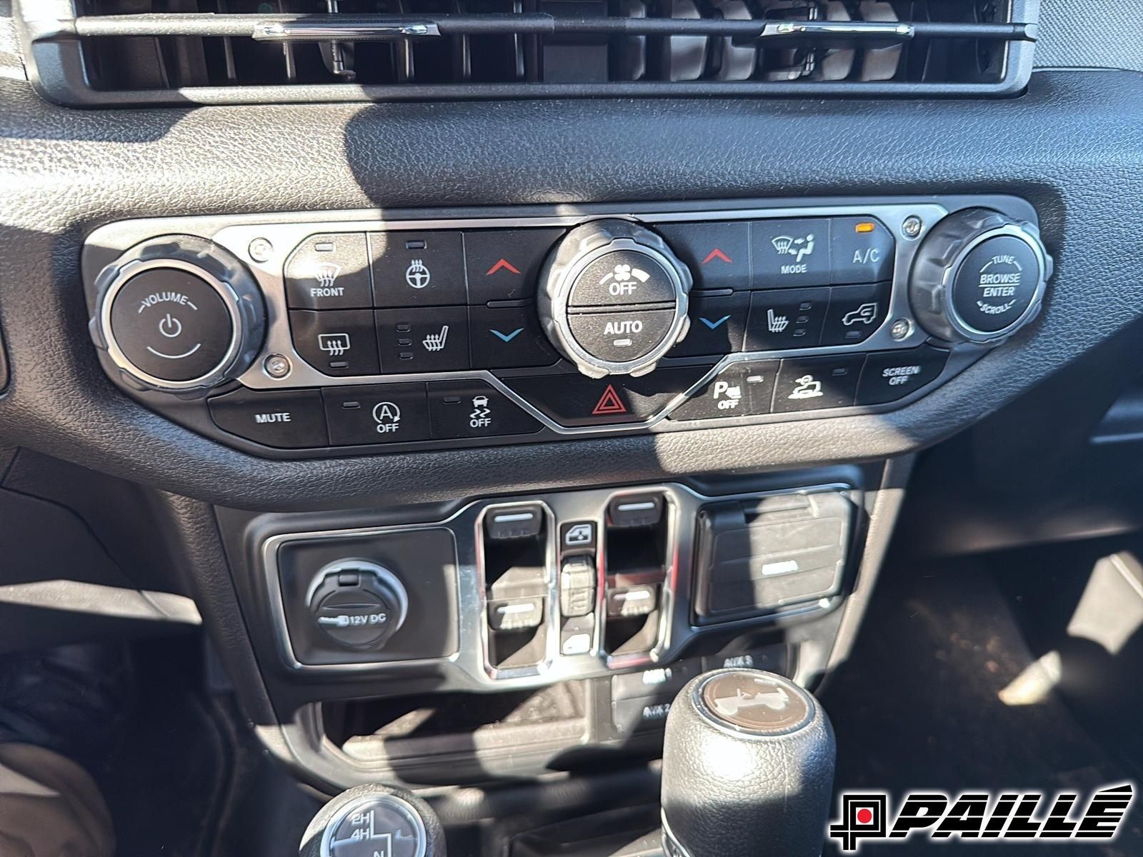 Jeep WRANGLER 4-Door  2024 à Nicolet, Québec