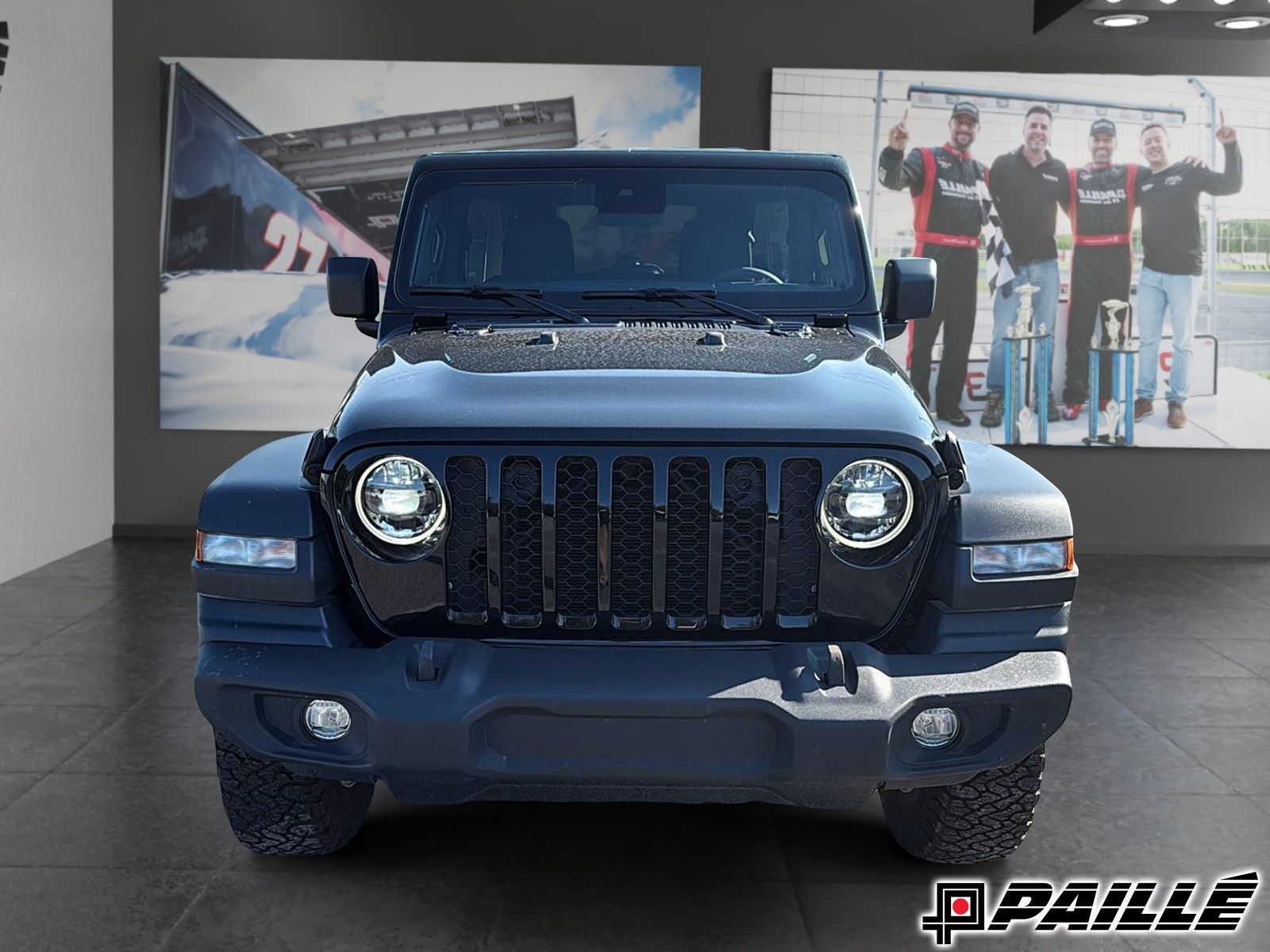 Jeep WRANGLER 4-Door  2024 à Nicolet, Québec