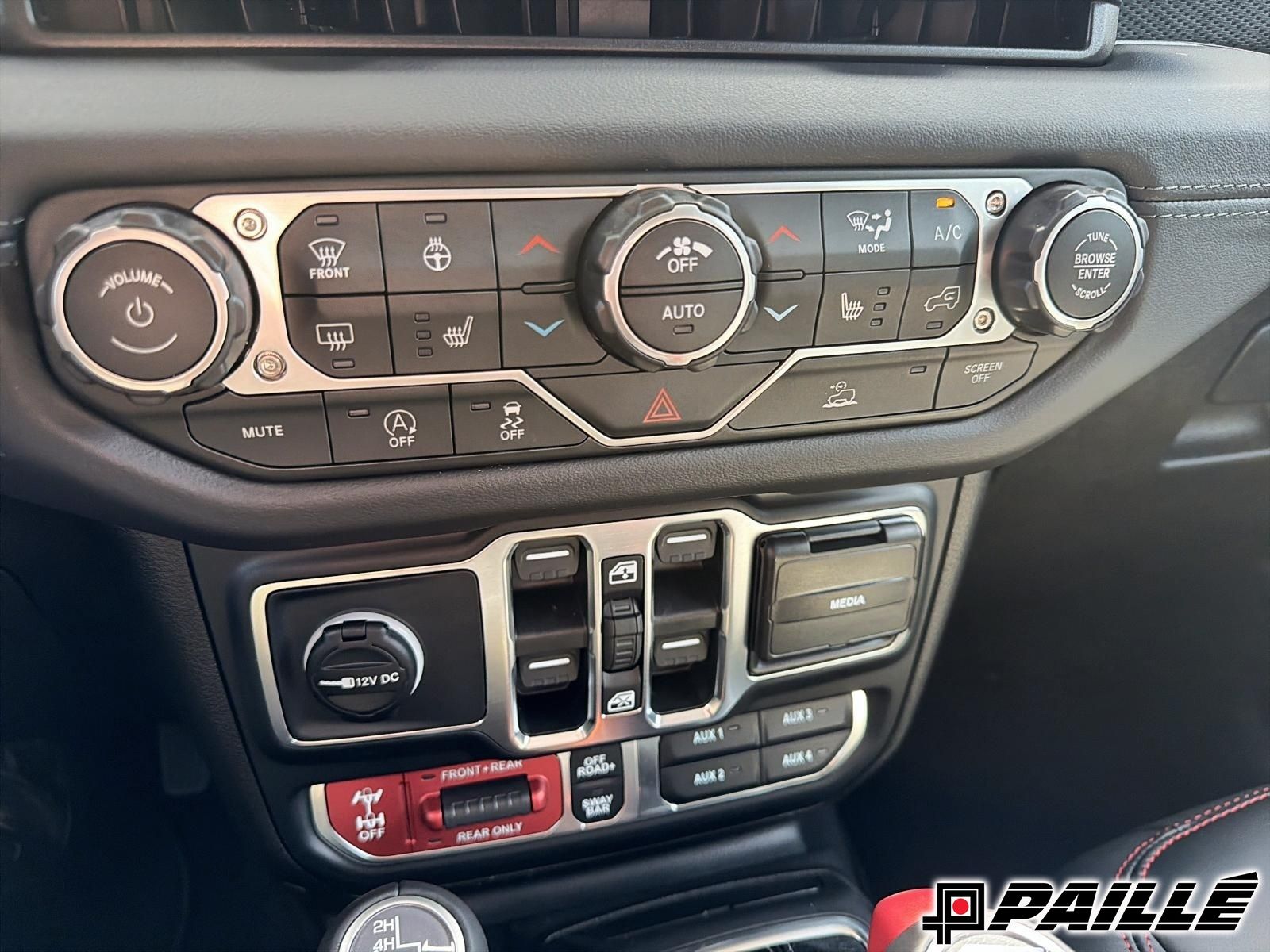 2026 Jeep Wrangler 4-Door in Nicolet, Quebec