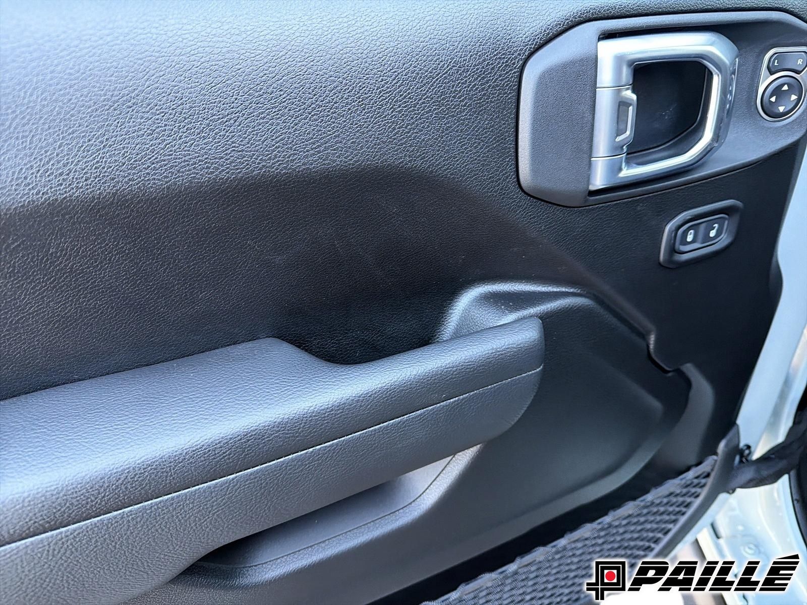 Jeep Wrangler 4-Door  2027 à Nicolet, Québec