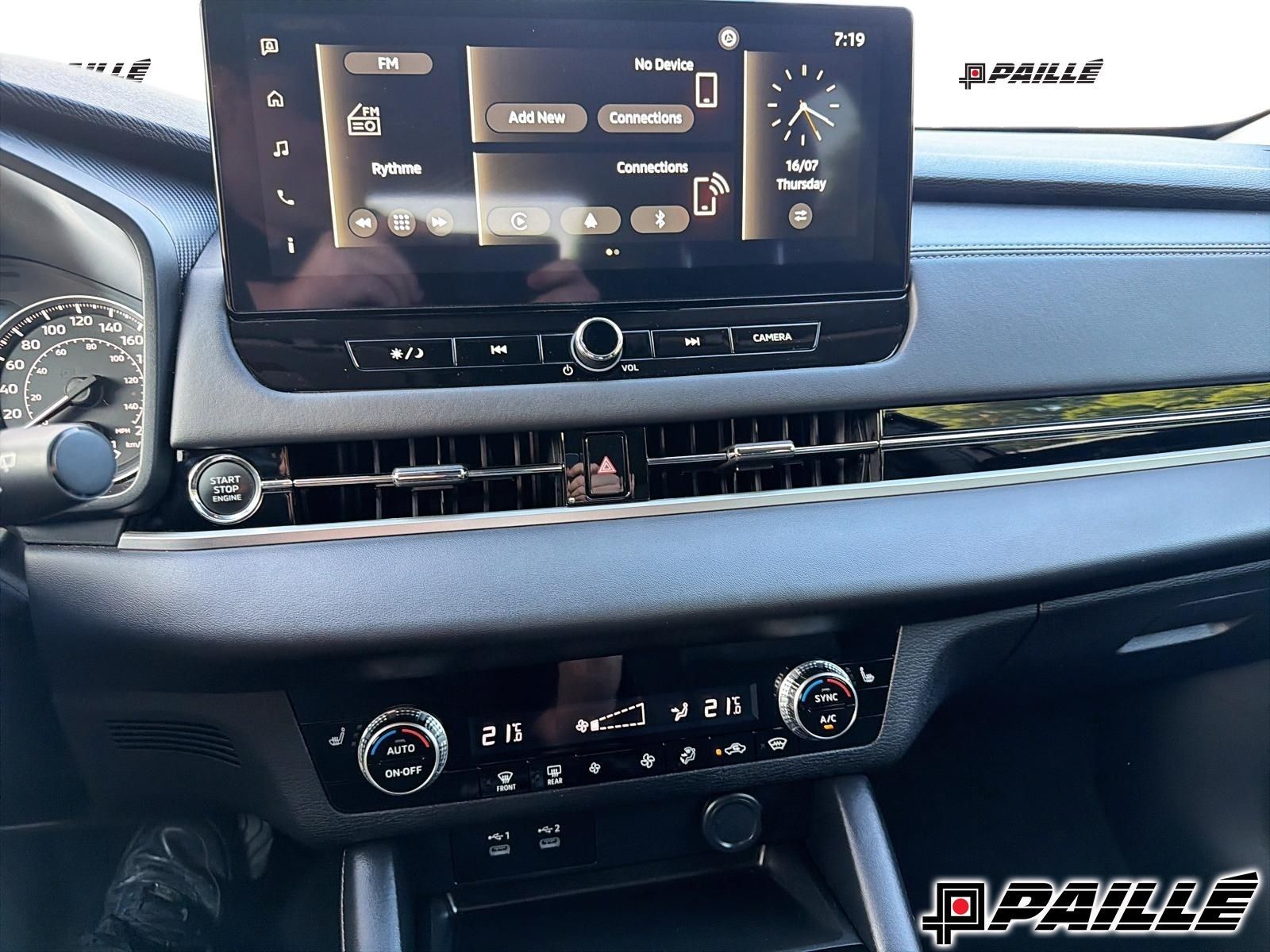 2025 Mitsubishi Outlander in Nicolet, Quebec