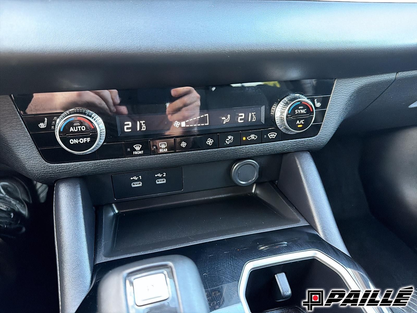 2025 Mitsubishi Outlander in Nicolet, Quebec