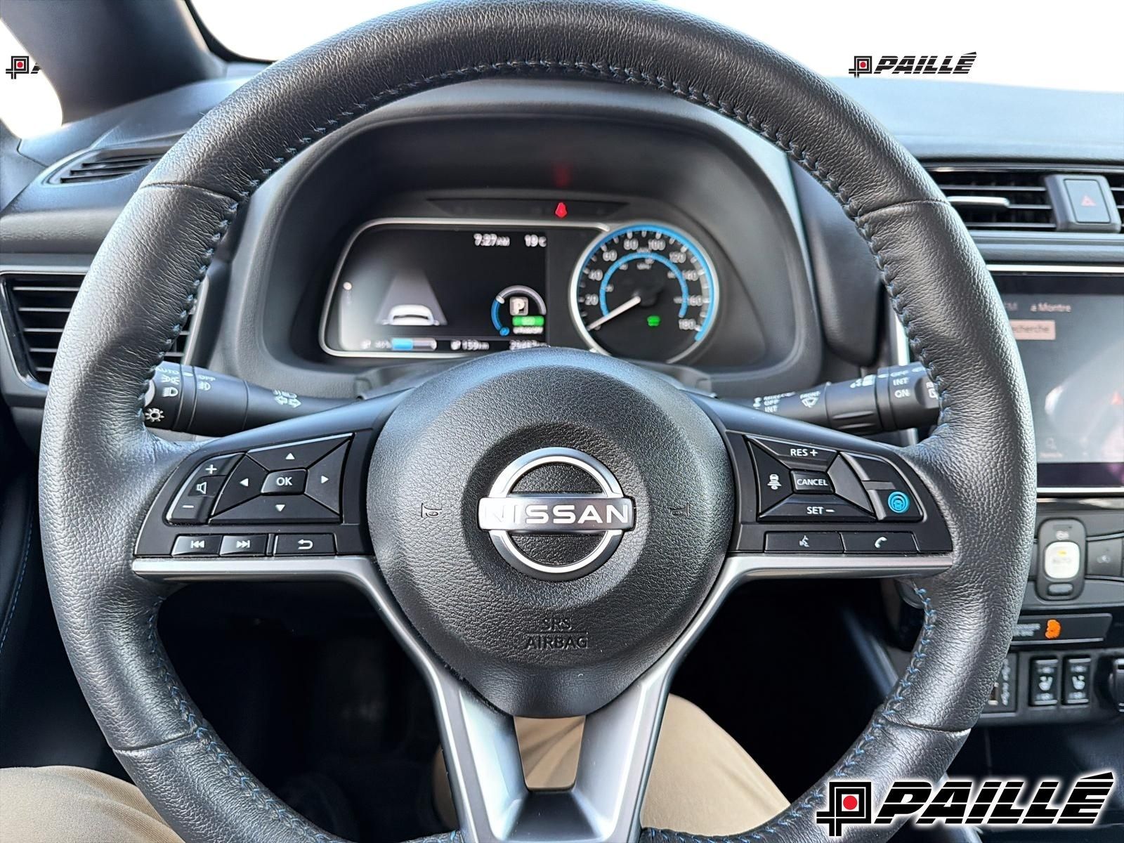 2023 Nissan LEAF in Nicolet, Quebec