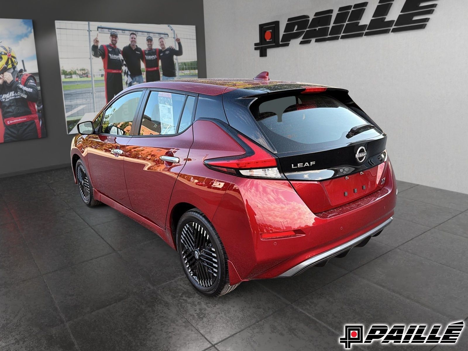 2023 Nissan LEAF in Nicolet, Quebec