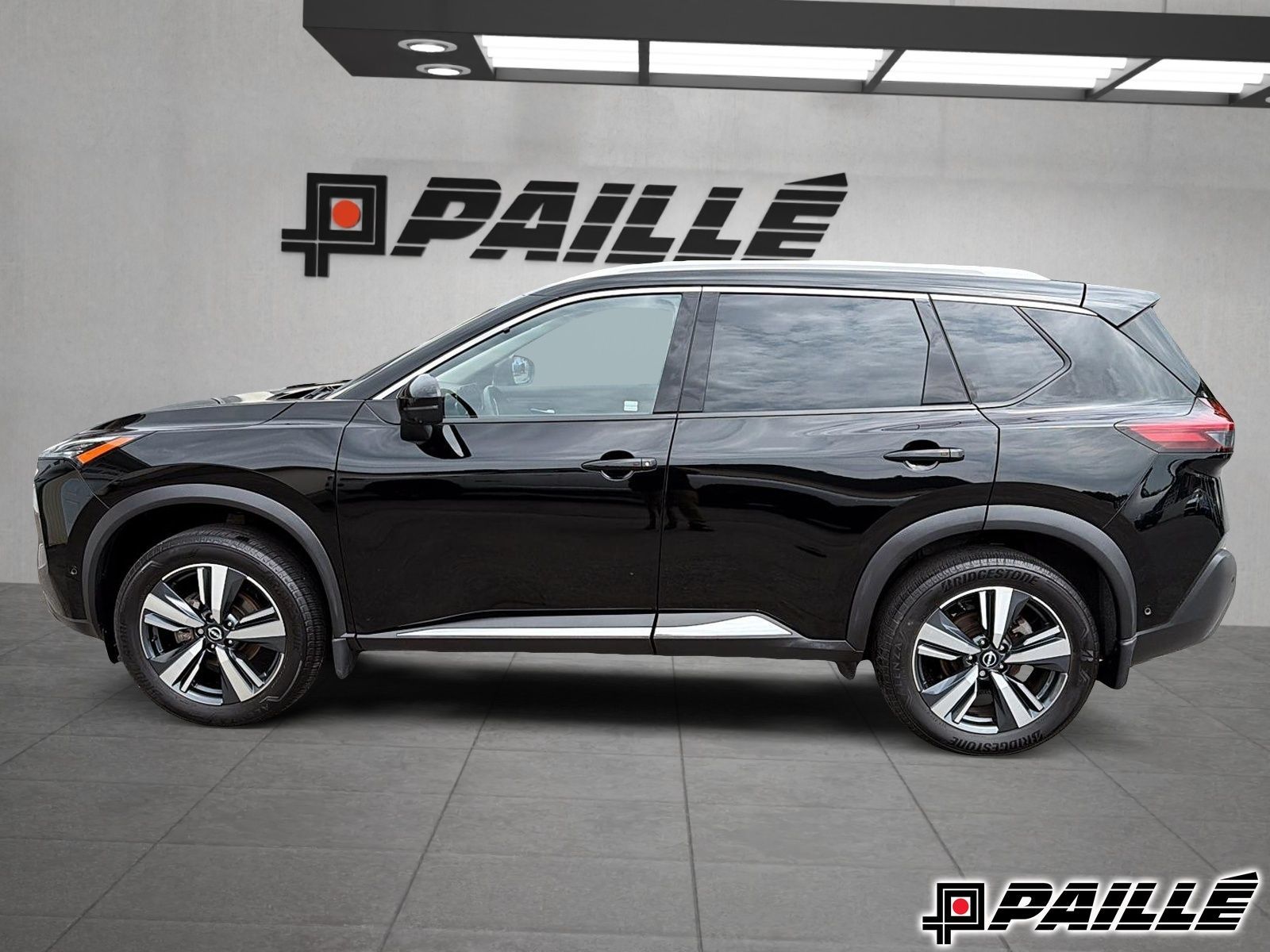 2023 Nissan Rogue in Nicolet, Quebec