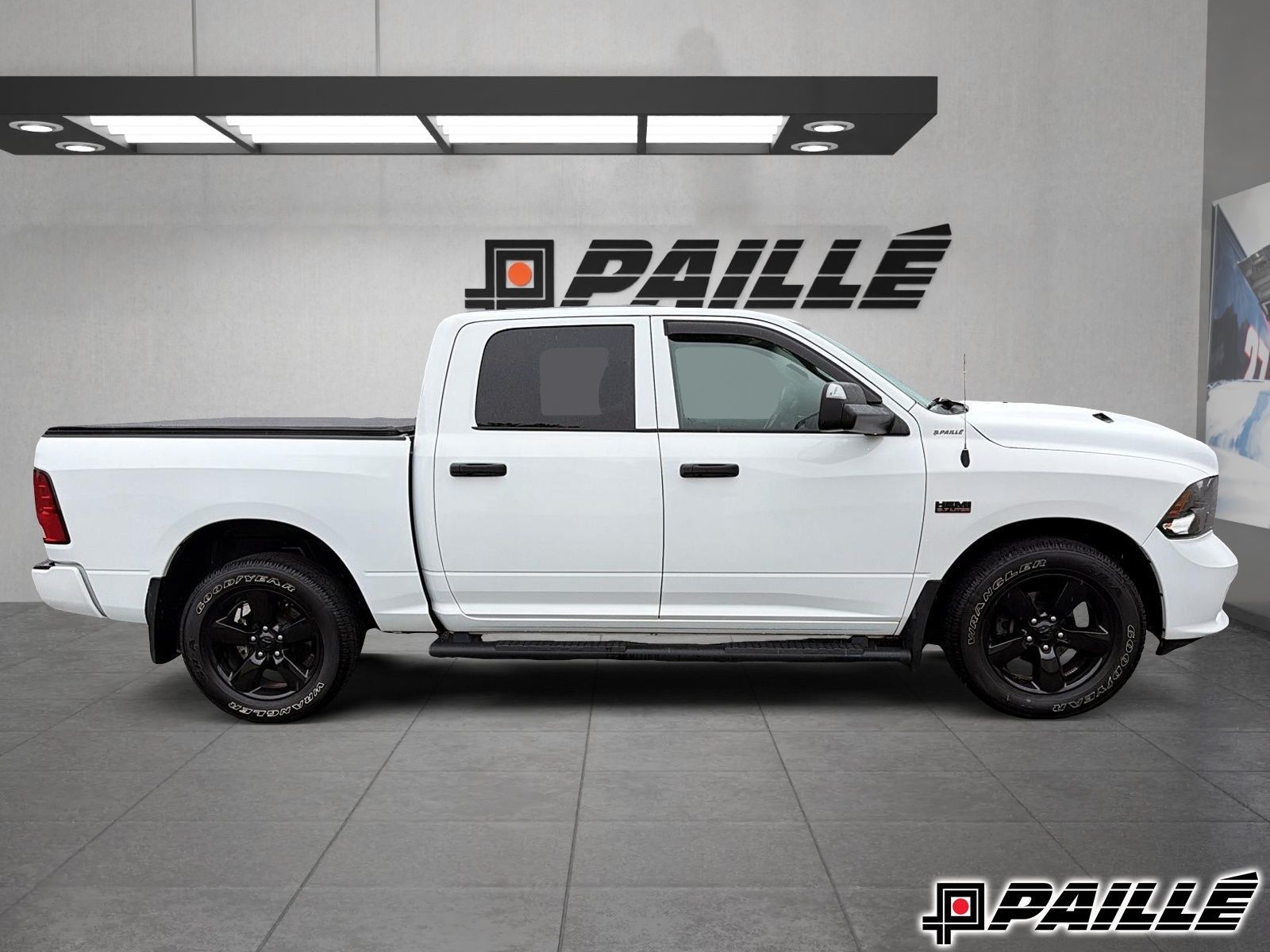 Ram 1500 Classic  2023 à Sorel-Tracy, Québec