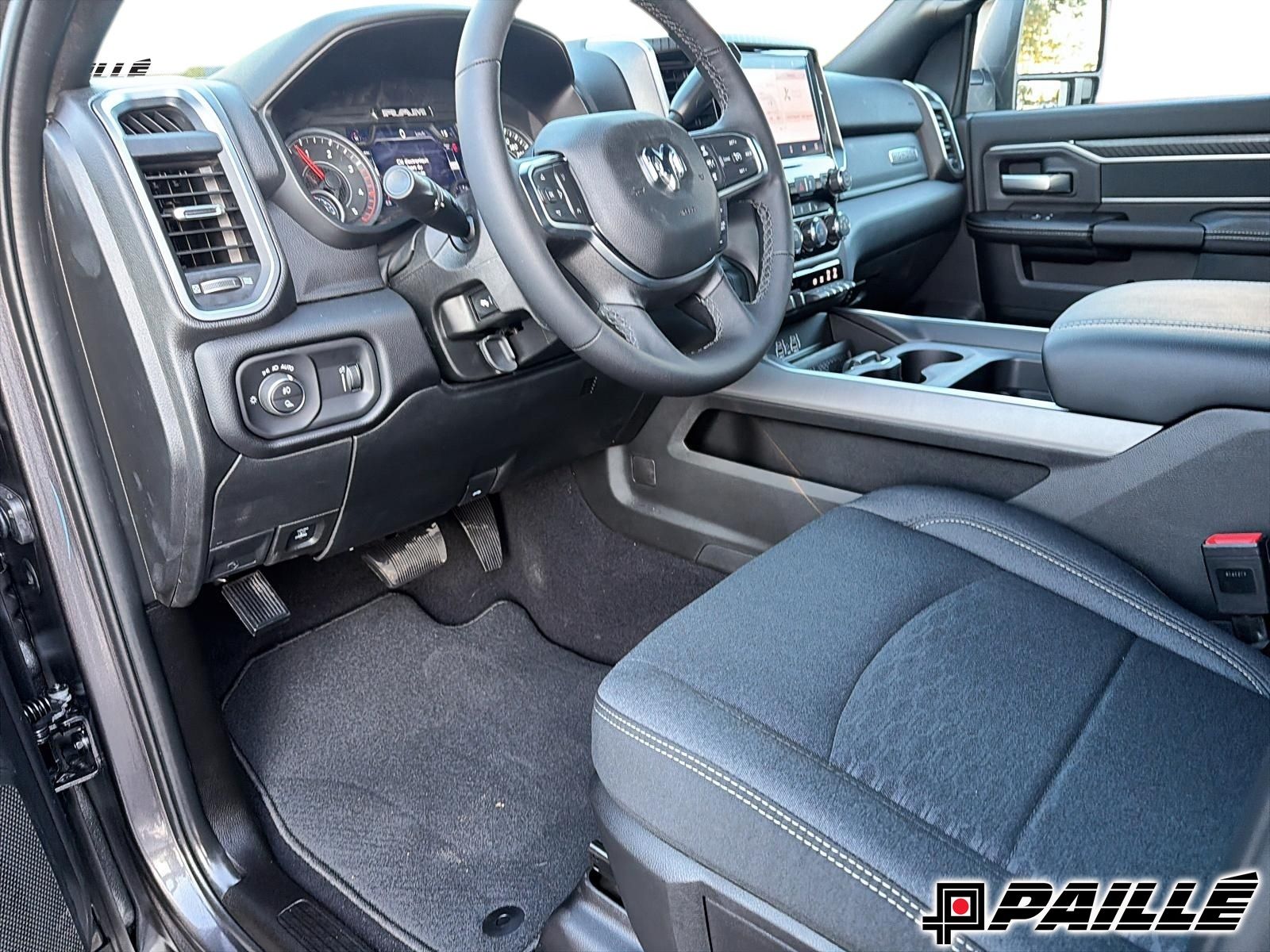 Ram 2500  2027 à Nicolet, Québec