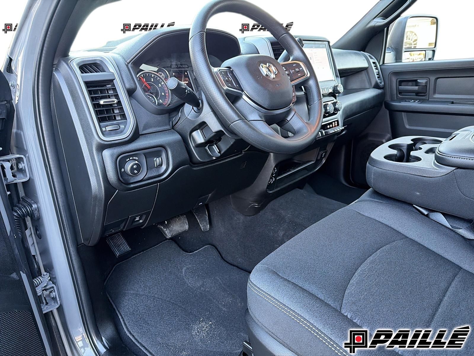 Ram 2500  2027 à Nicolet, Québec