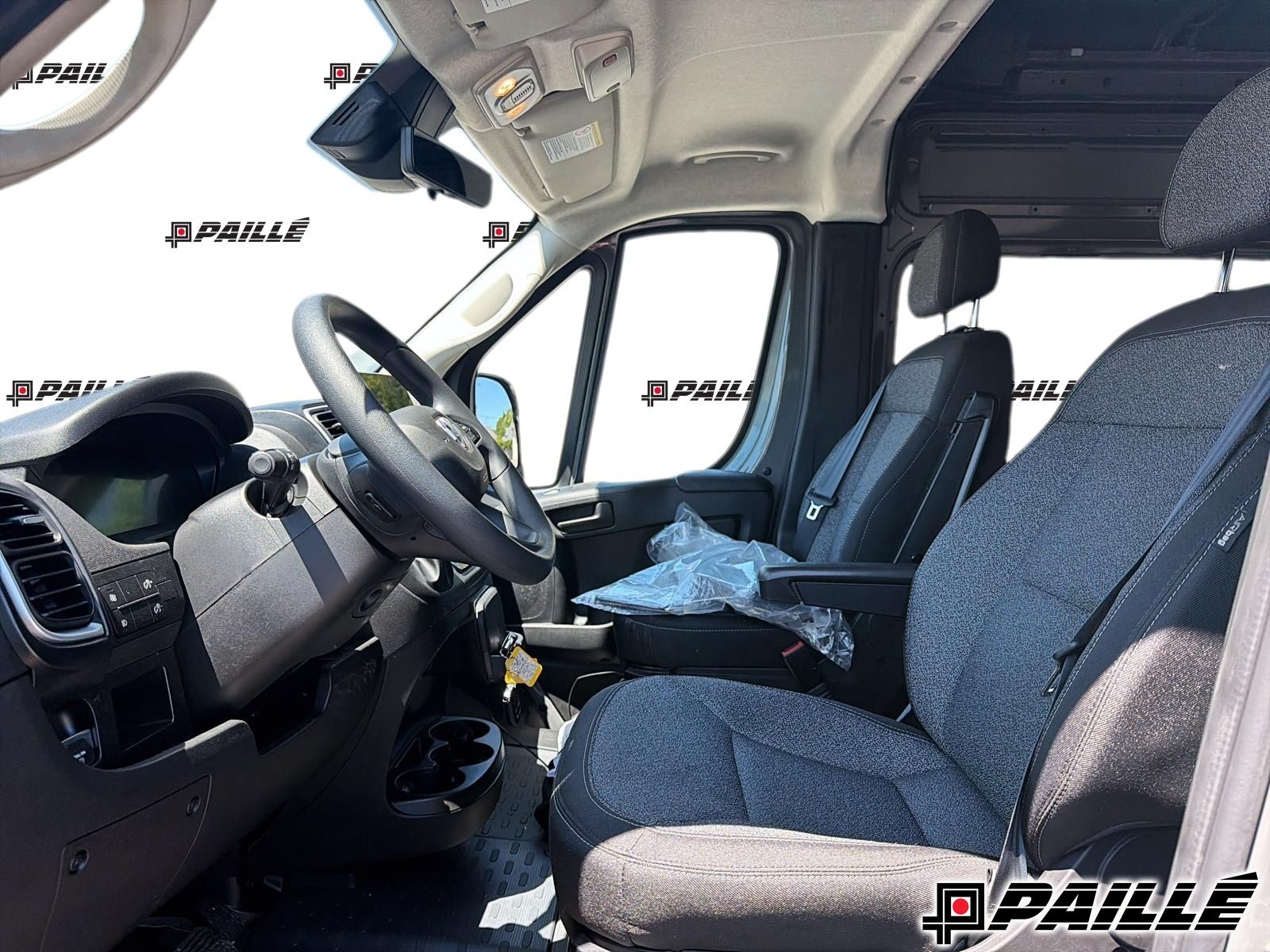 2026 Ram Promaster 2500 Window Van in Sorel-Tracy, Quebec