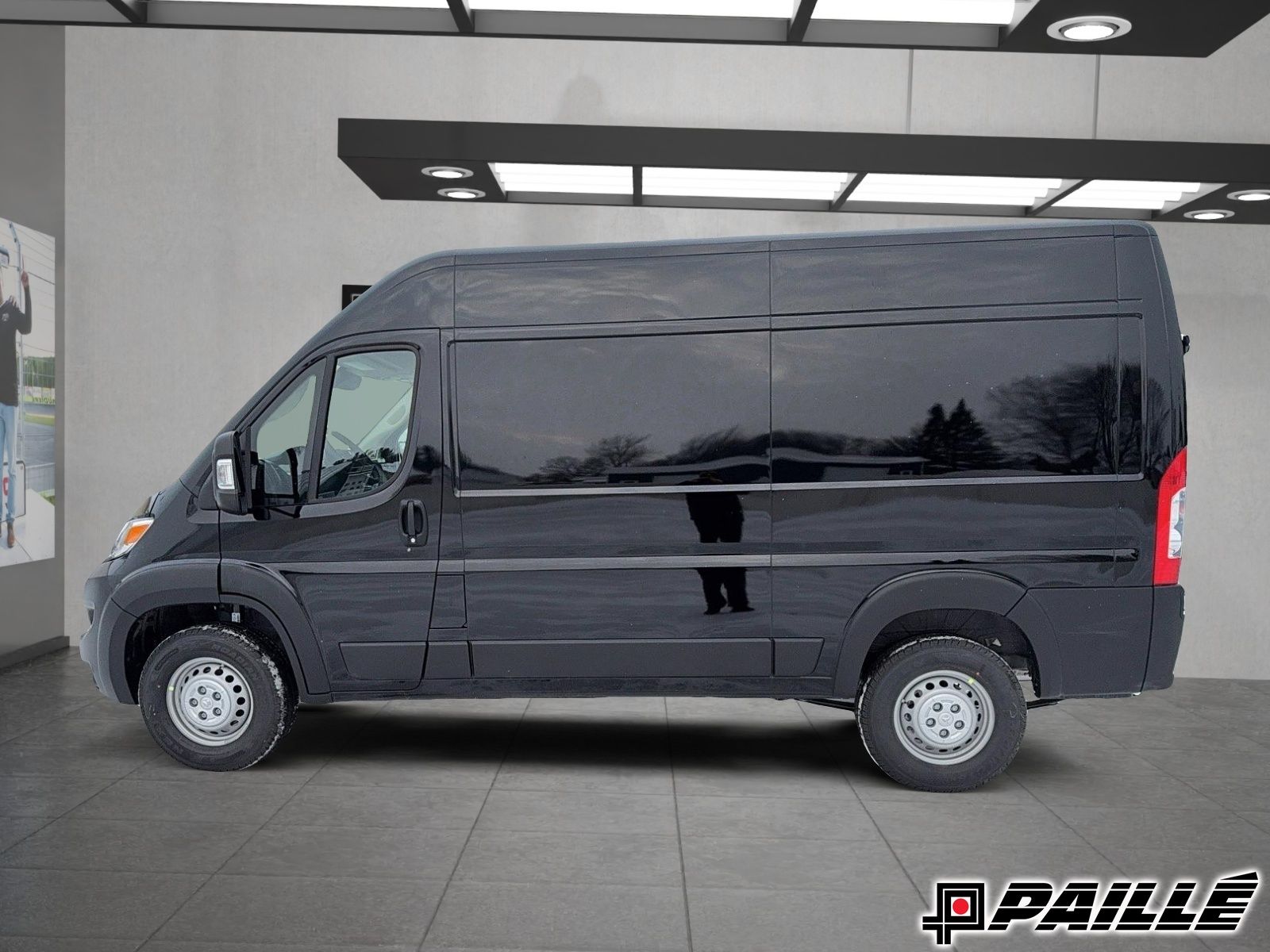 2025 Ram PROMASTER CARGO VAN 2500 in Nicolet, Quebec