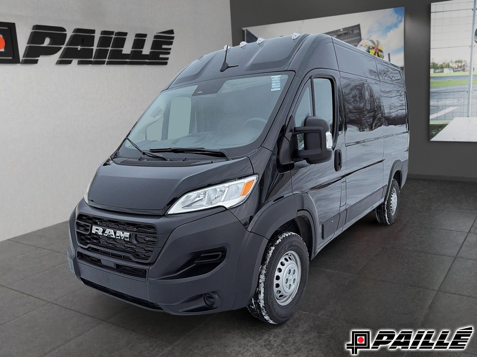 2025 Ram PROMASTER CARGO VAN 2500 in Nicolet, Quebec